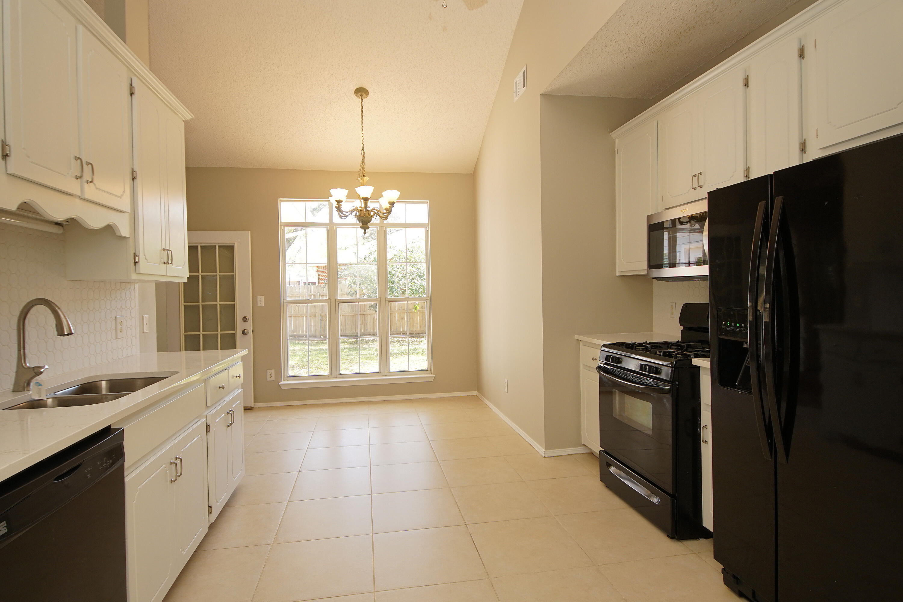 PARKWOOD COVE AT BLUEWATER BAY - Residential