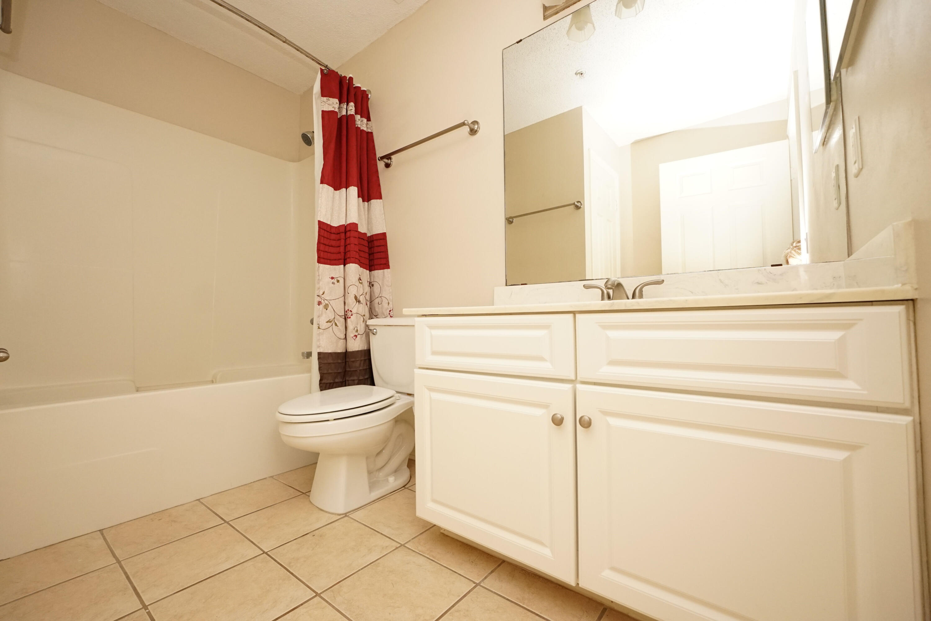 FLORIDA CLUB - Residential Lease