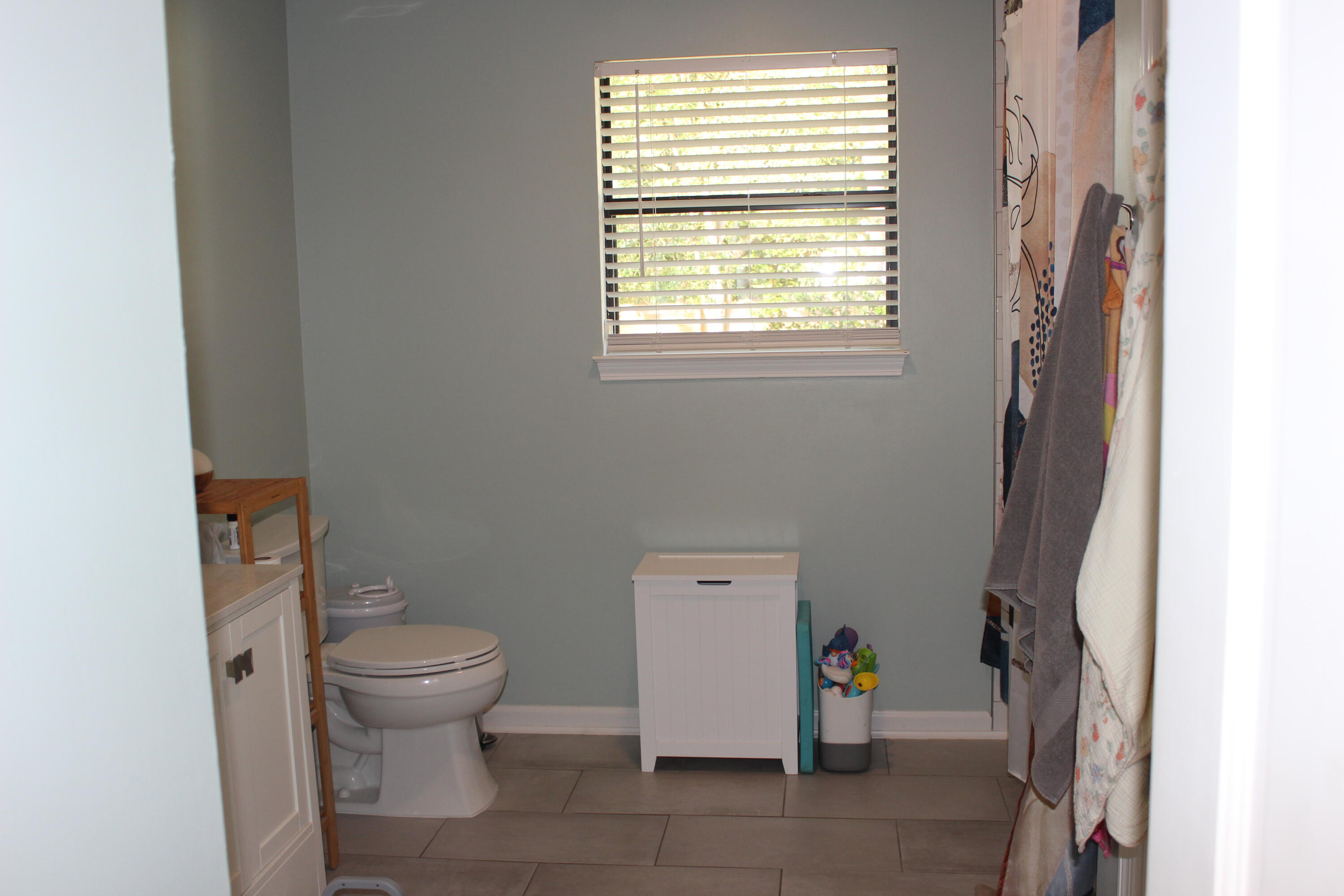 CARIBBEAN VILLAGE 1C - Residential Lease