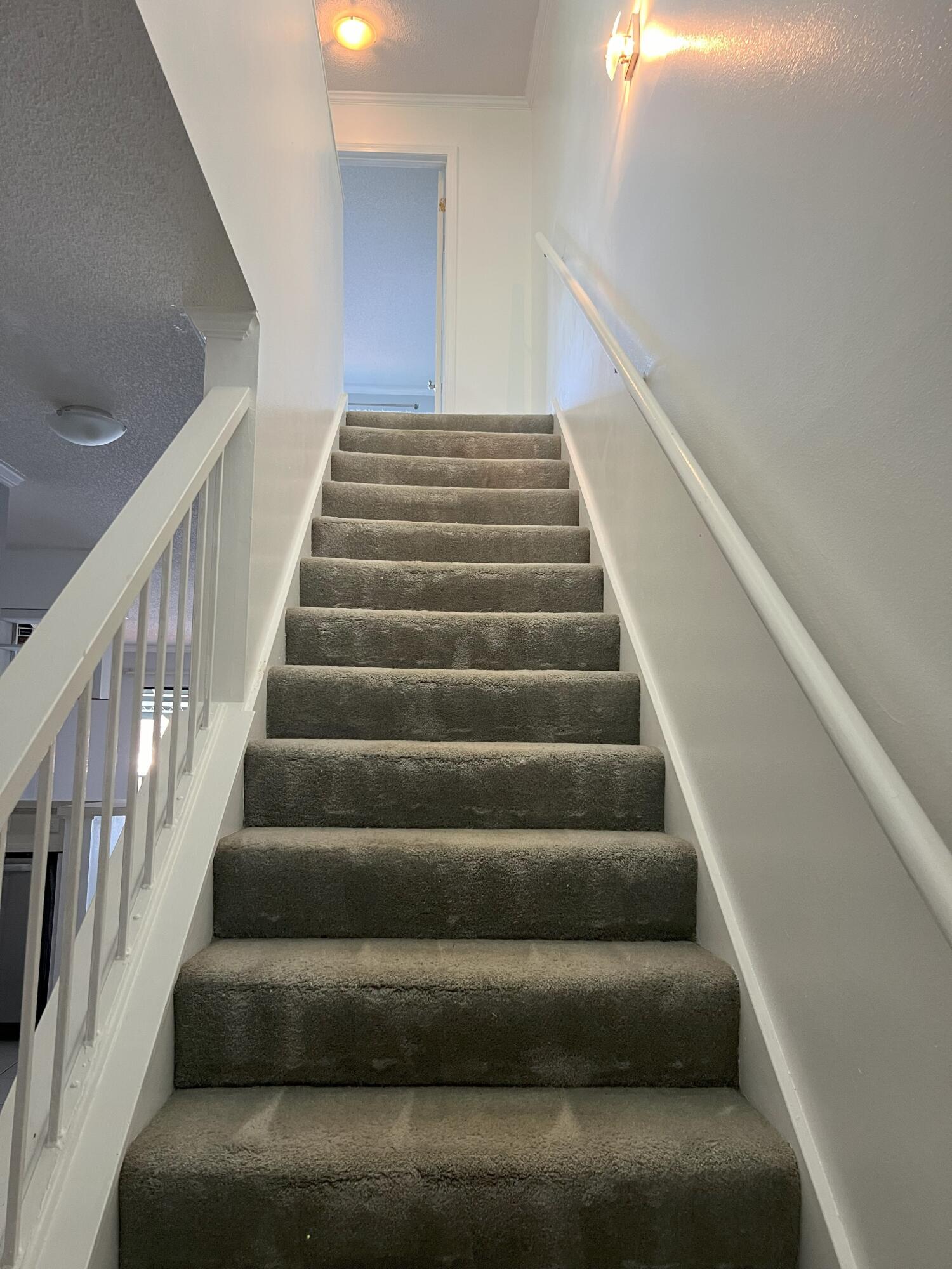 LAKESIDE VILLAGE - Residential Lease