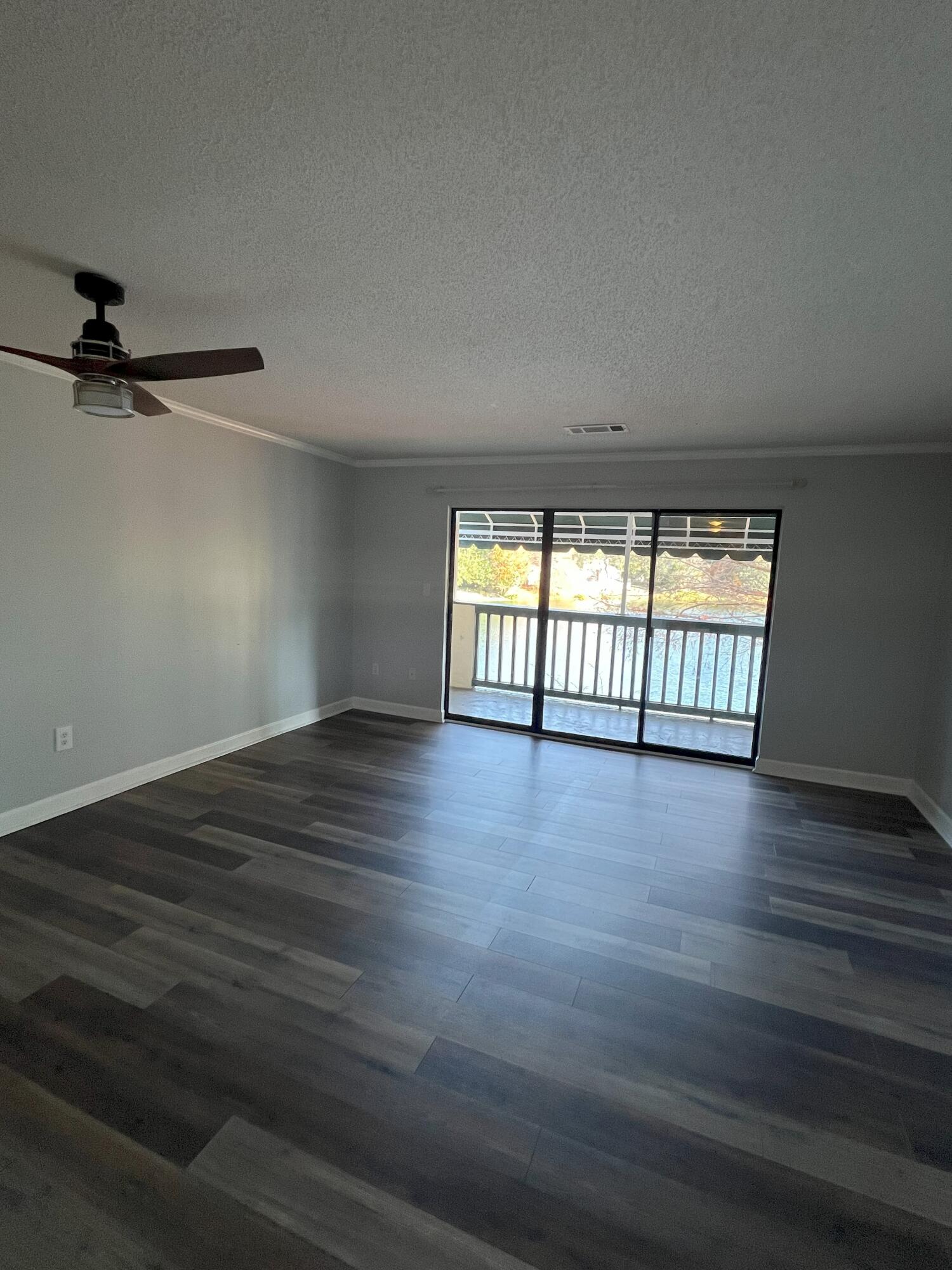 LAKESIDE VILLAGE - Residential Lease