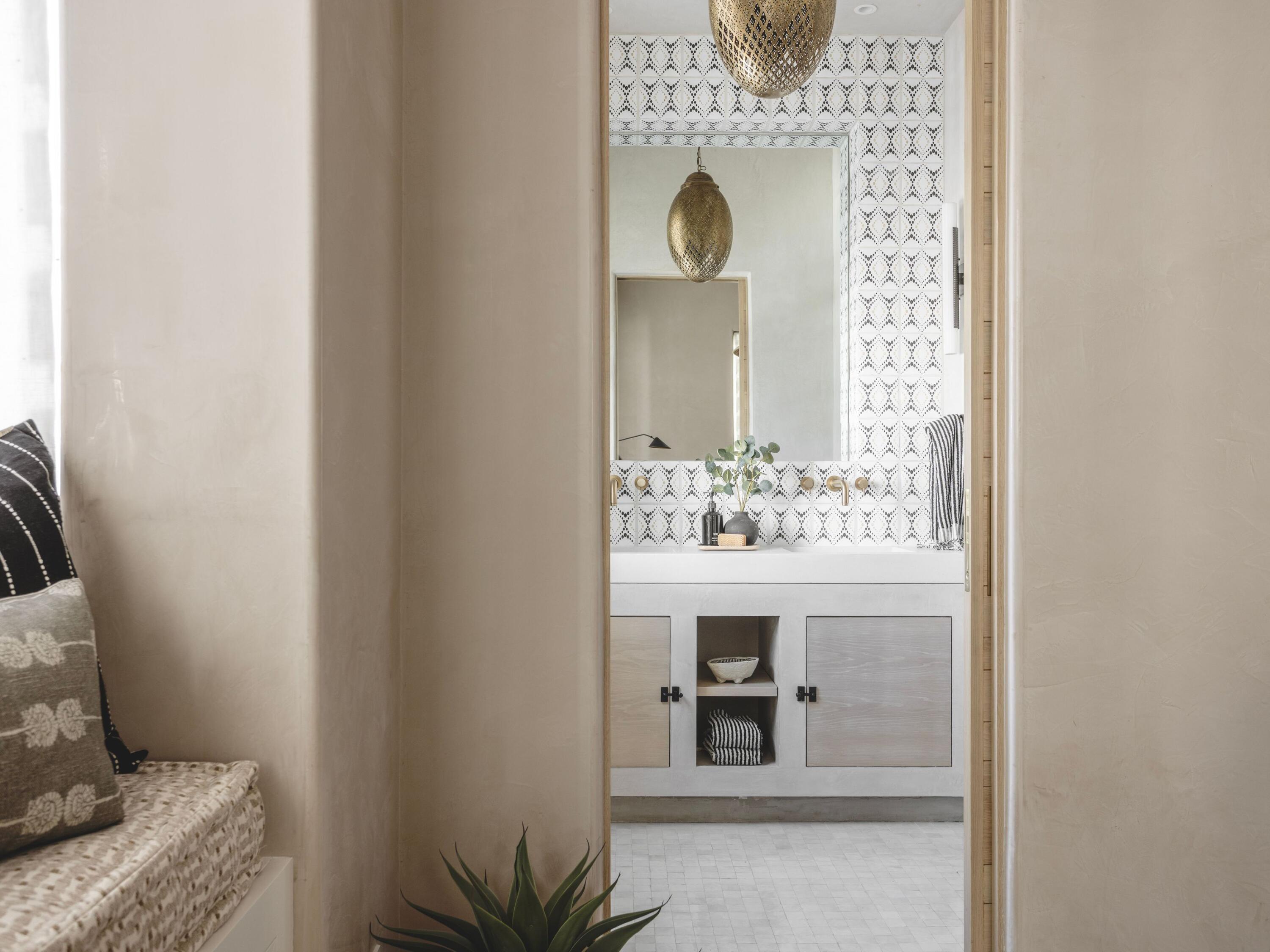 ALYS BEACH - Residential