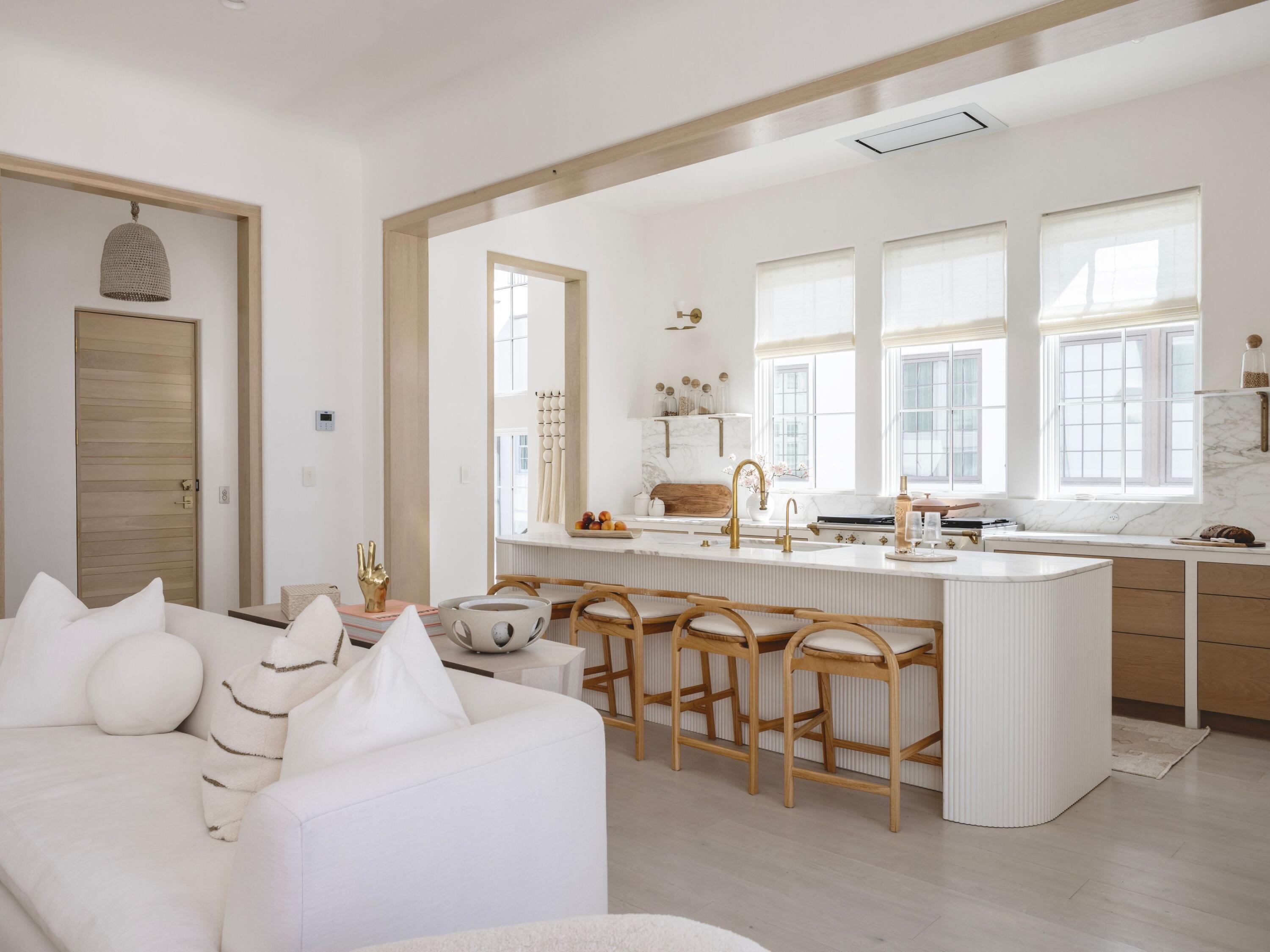 ALYS BEACH - Residential