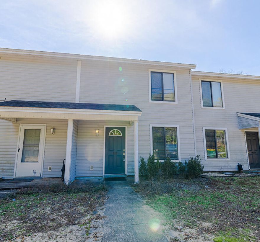 2 bedroom 1.5 bath Townhome close to everything! Renovated and has a fenced in backyard. Tile flooring in the living room, dining area, kitchen, and both bathrooms. There is a half bath downstairs that has been renovated. New carpet in the bedrooms. Newer stainless appliances, and granite counters. Upstairs has 2 good sized bedrooms and 1 full bathroom. Call Jason for details 850-533-0763.This is a limited service listing for purposes of listing the property on the MLS only, interested parties will be working directly with the owner and not be entering a lease with BHHS Pen Fed Realty. Listed and owned by a licensed Realtor - Amanda Grandy