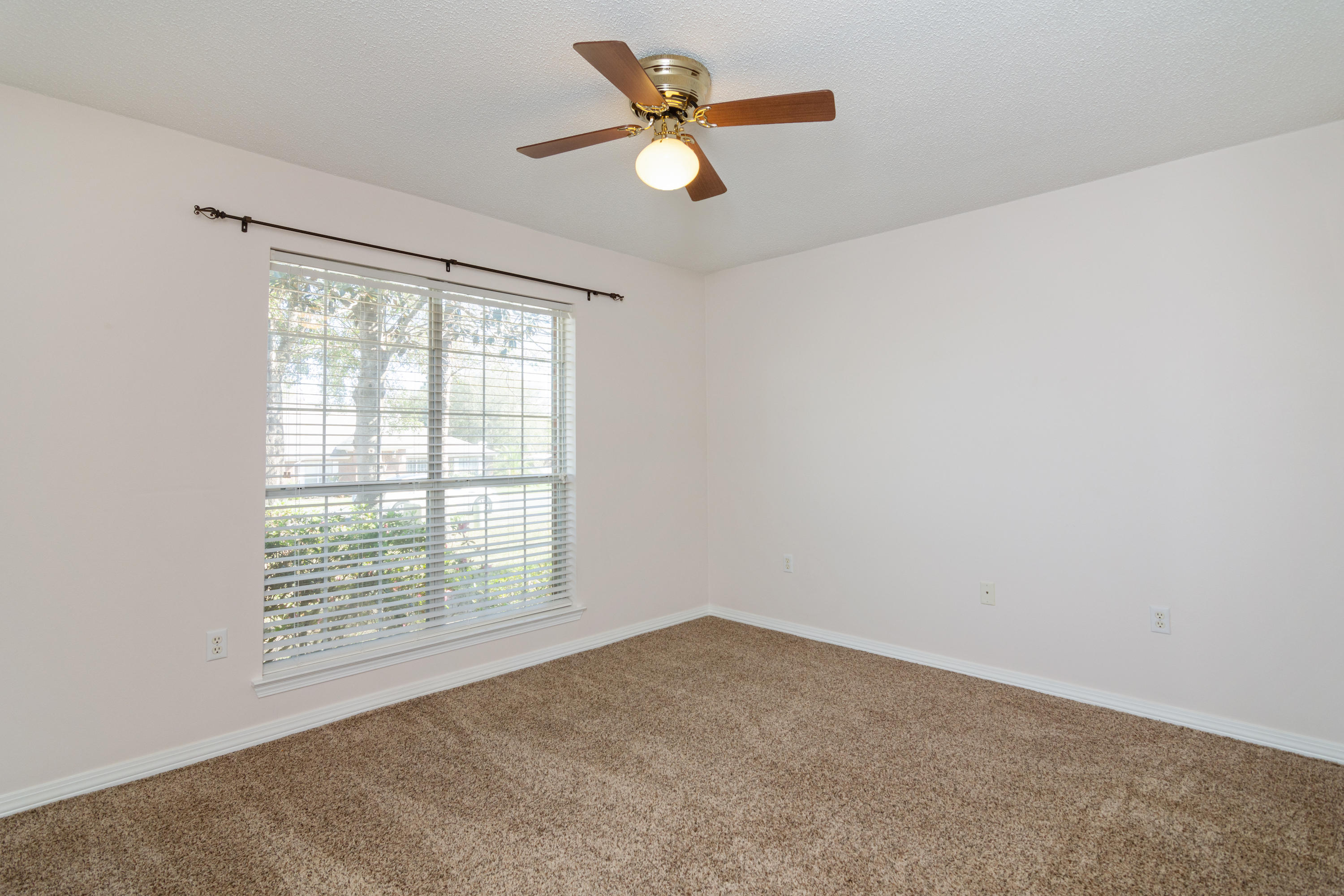 SILVER OAKS PH 1 - Residential