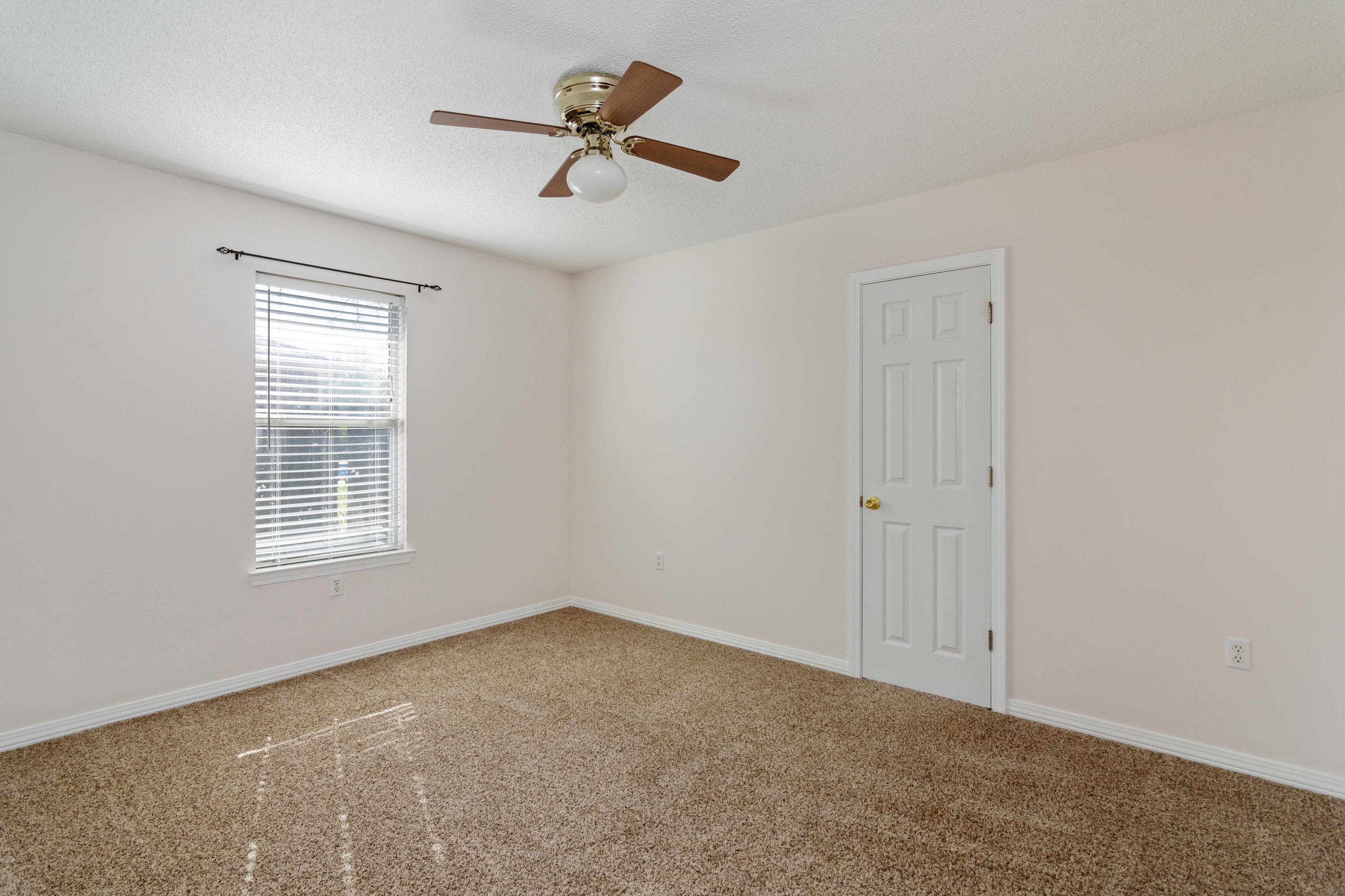 SILVER OAKS PH 1 - Residential