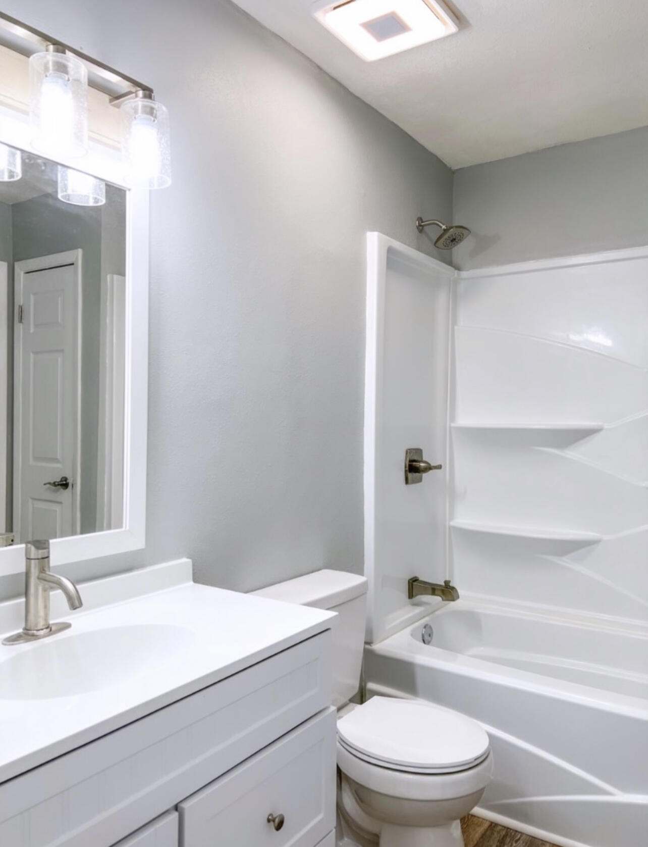 BIENVILLE SQUARE T/H - Residential