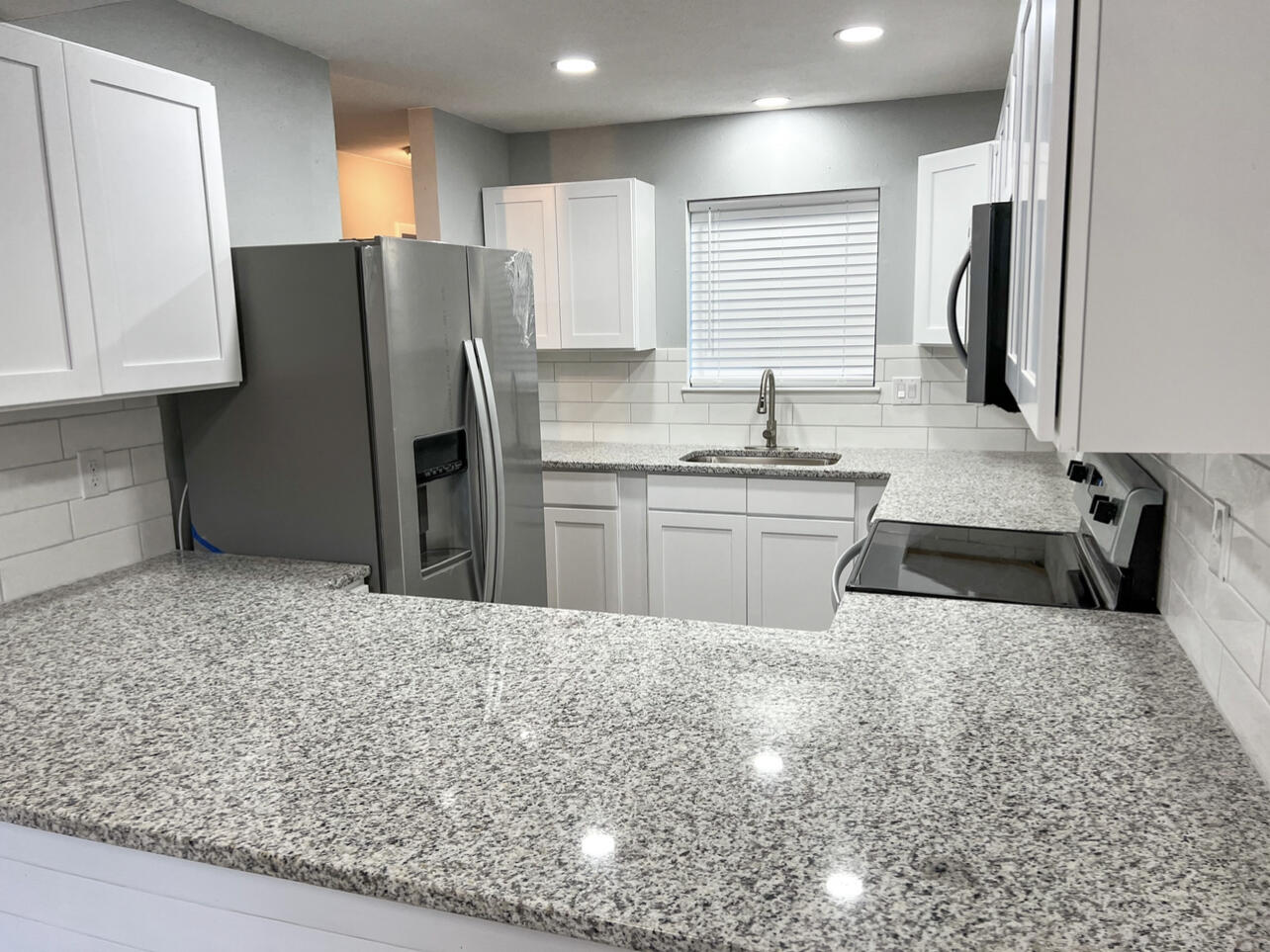 BIENVILLE SQUARE T/H - Residential