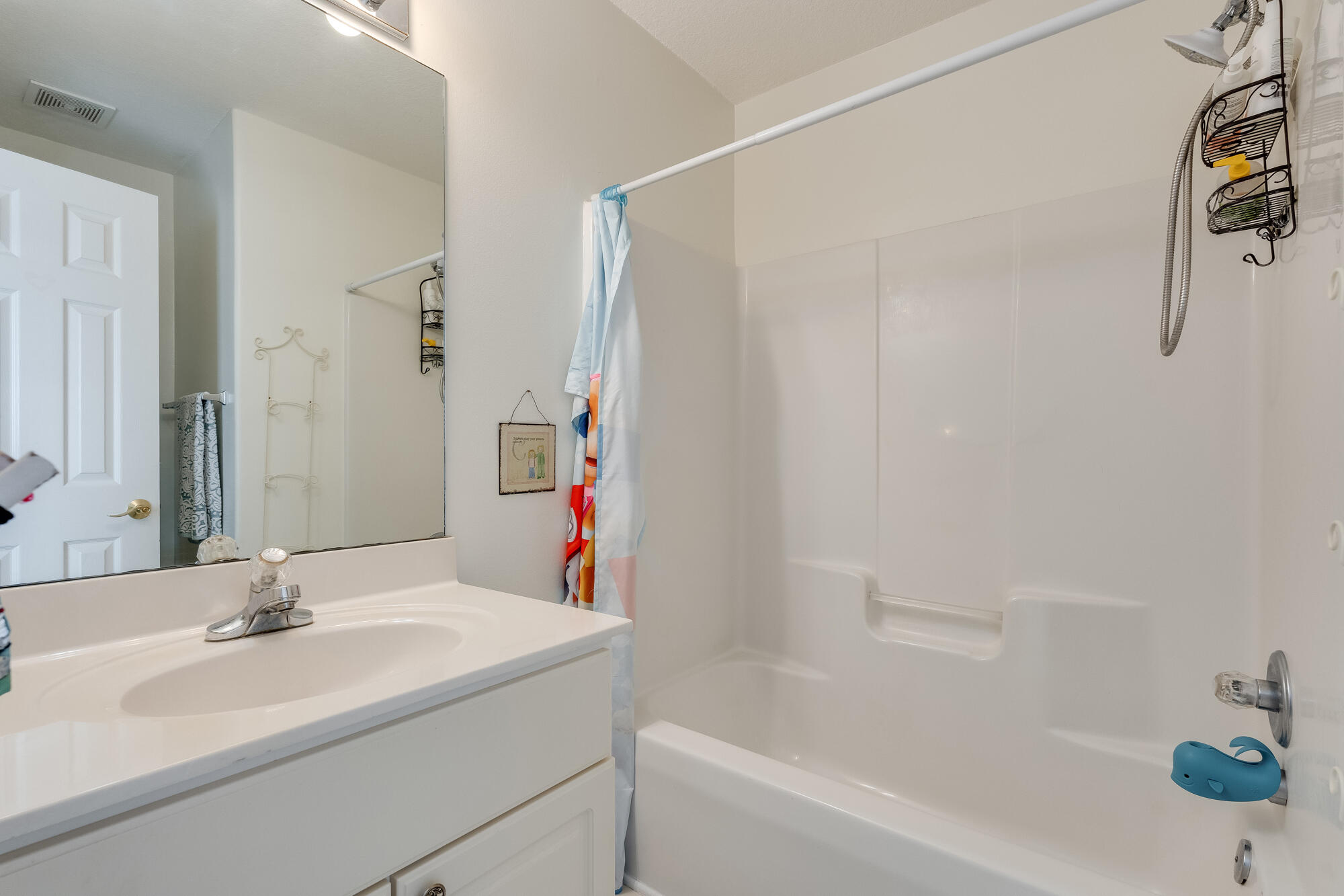 PELICAN PLACE T/H EAST - Residential