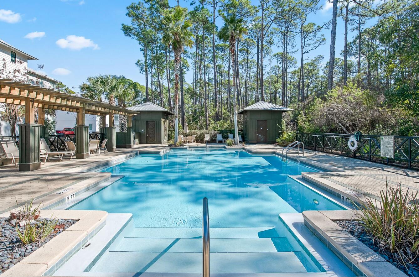 TREETOP - Residential