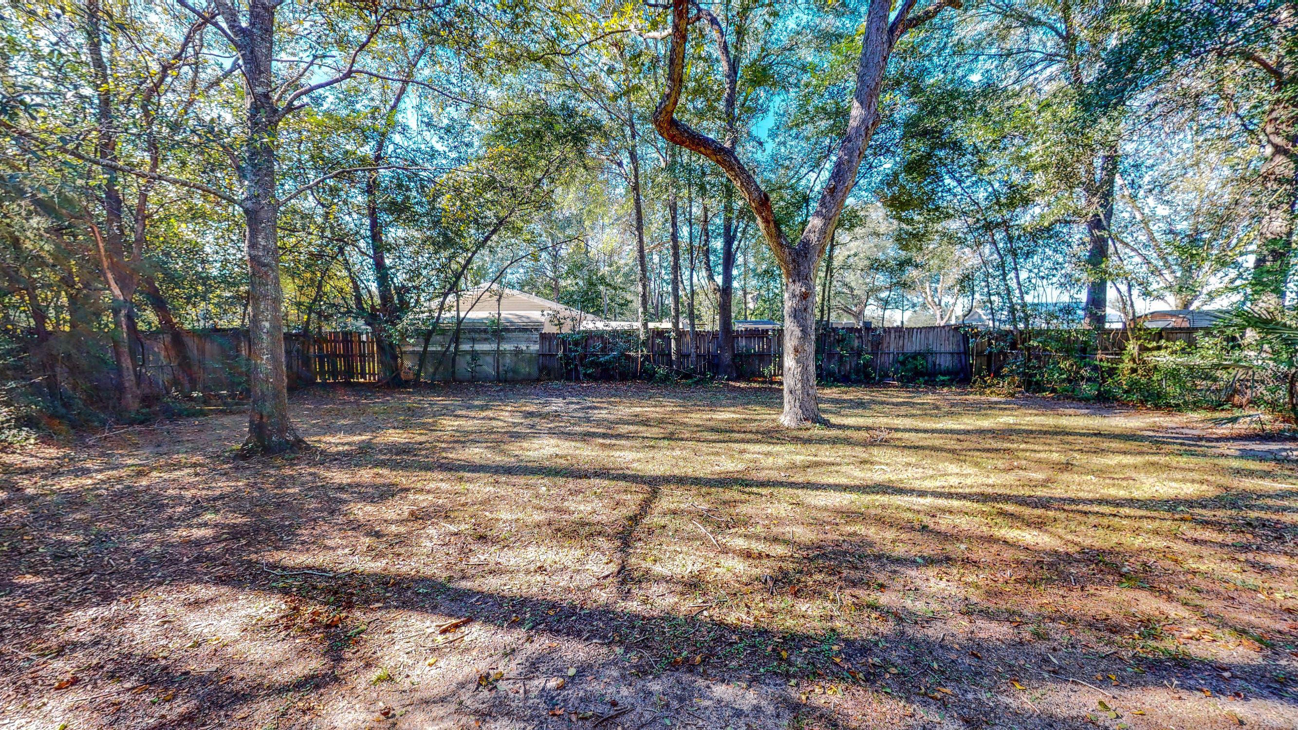 TOWN OF DEFUNIAK SPRINGS - Residential