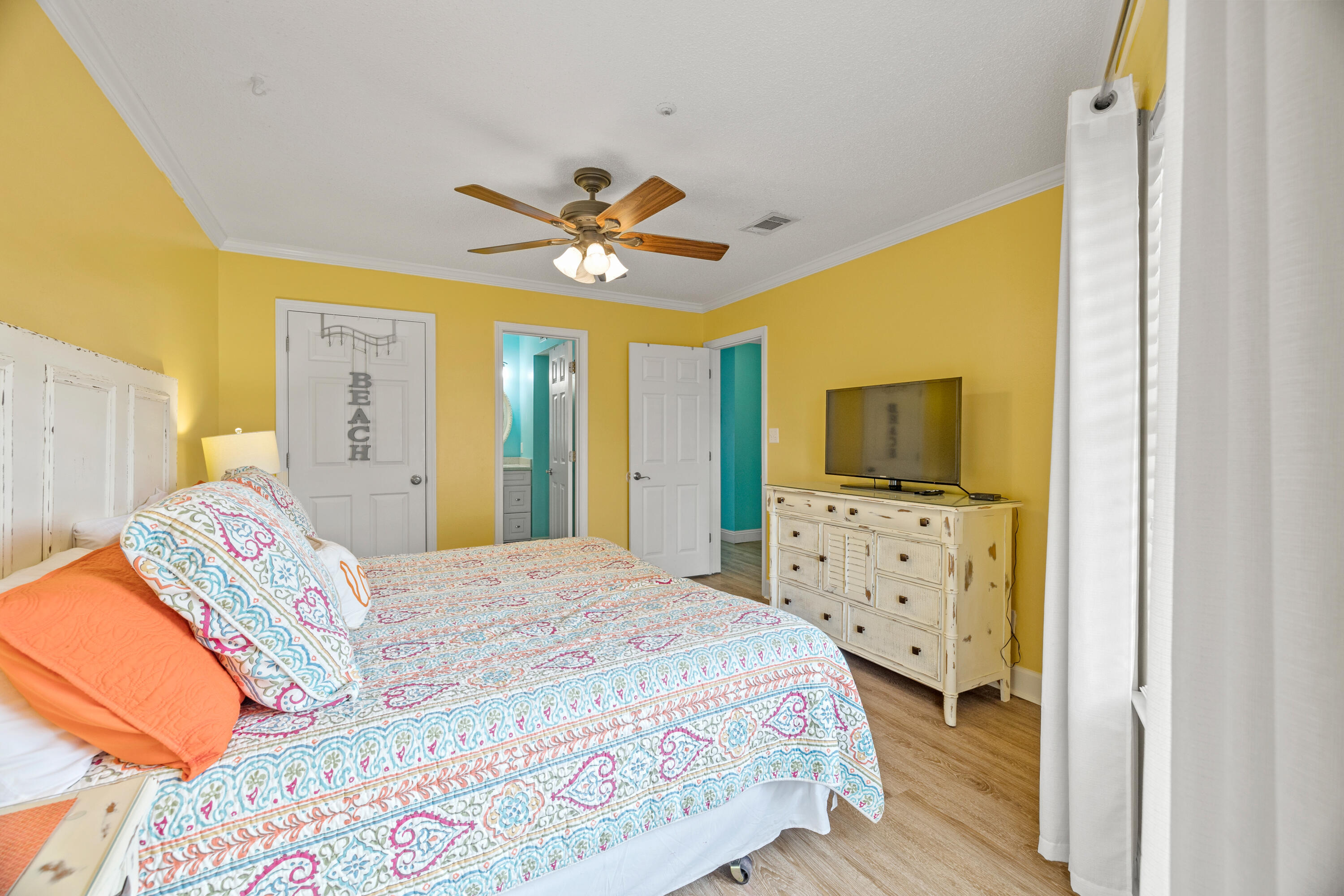 MARAVILLA CONDO 1 - Residential