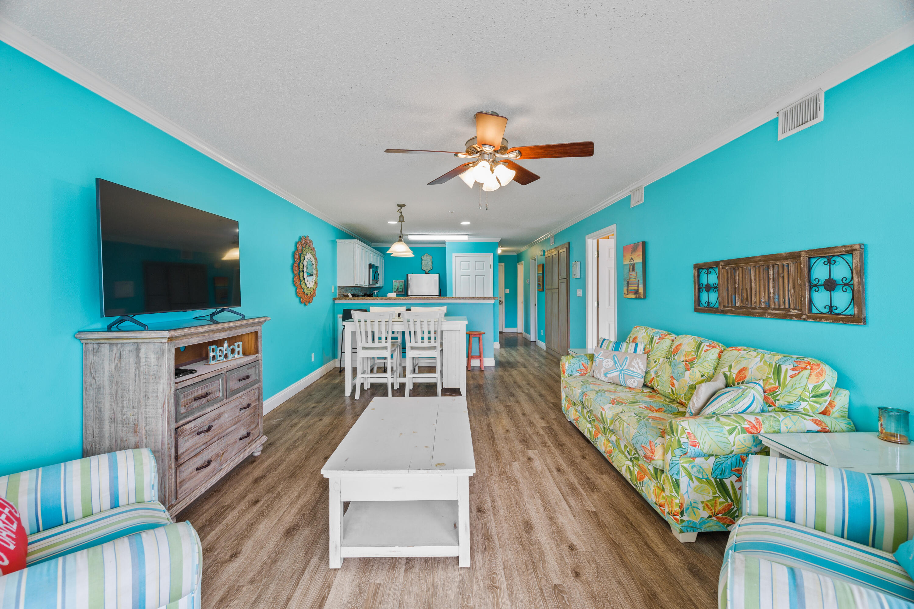 MARAVILLA CONDO 1 - Residential