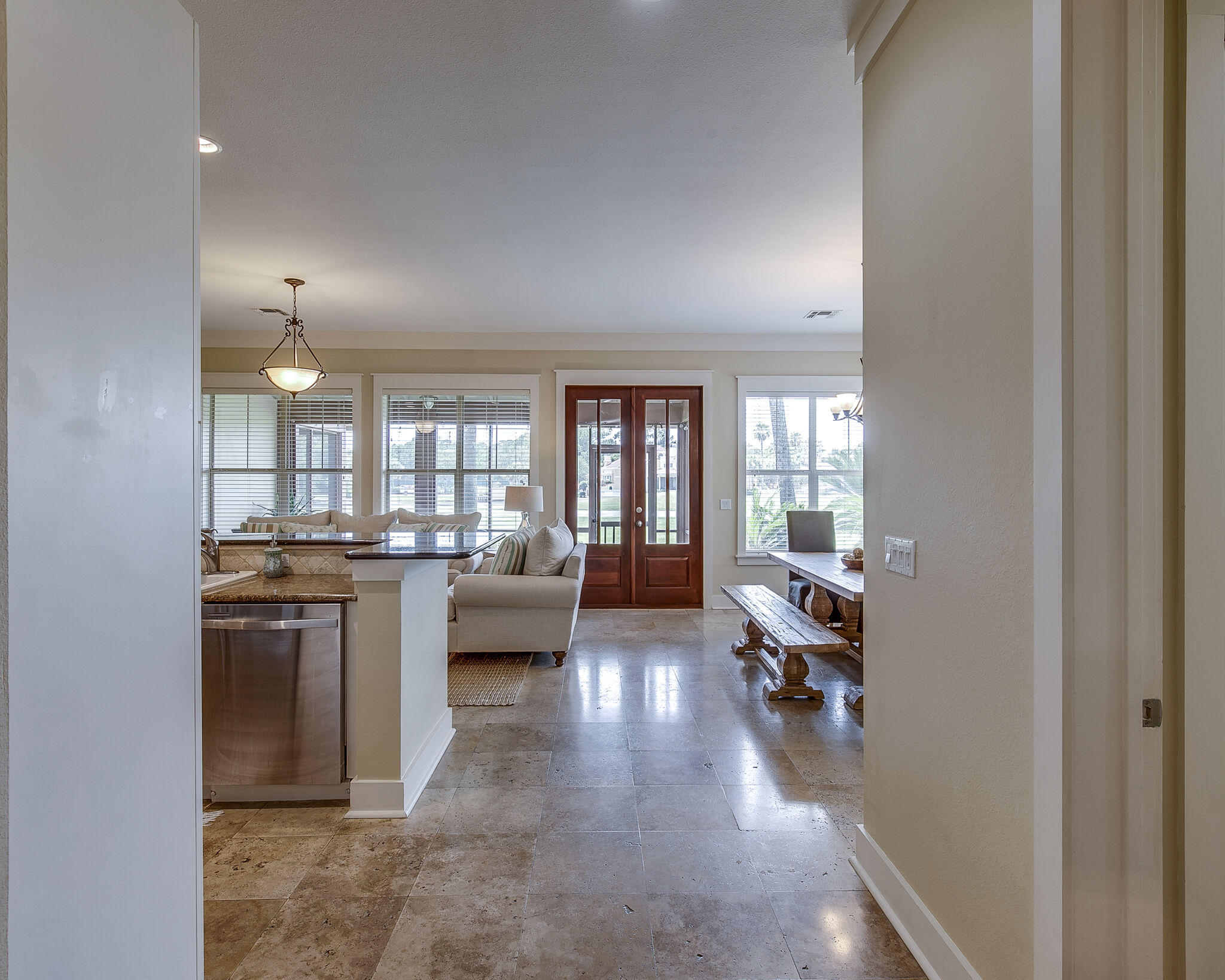 MAGNOLIA BAY - Residential