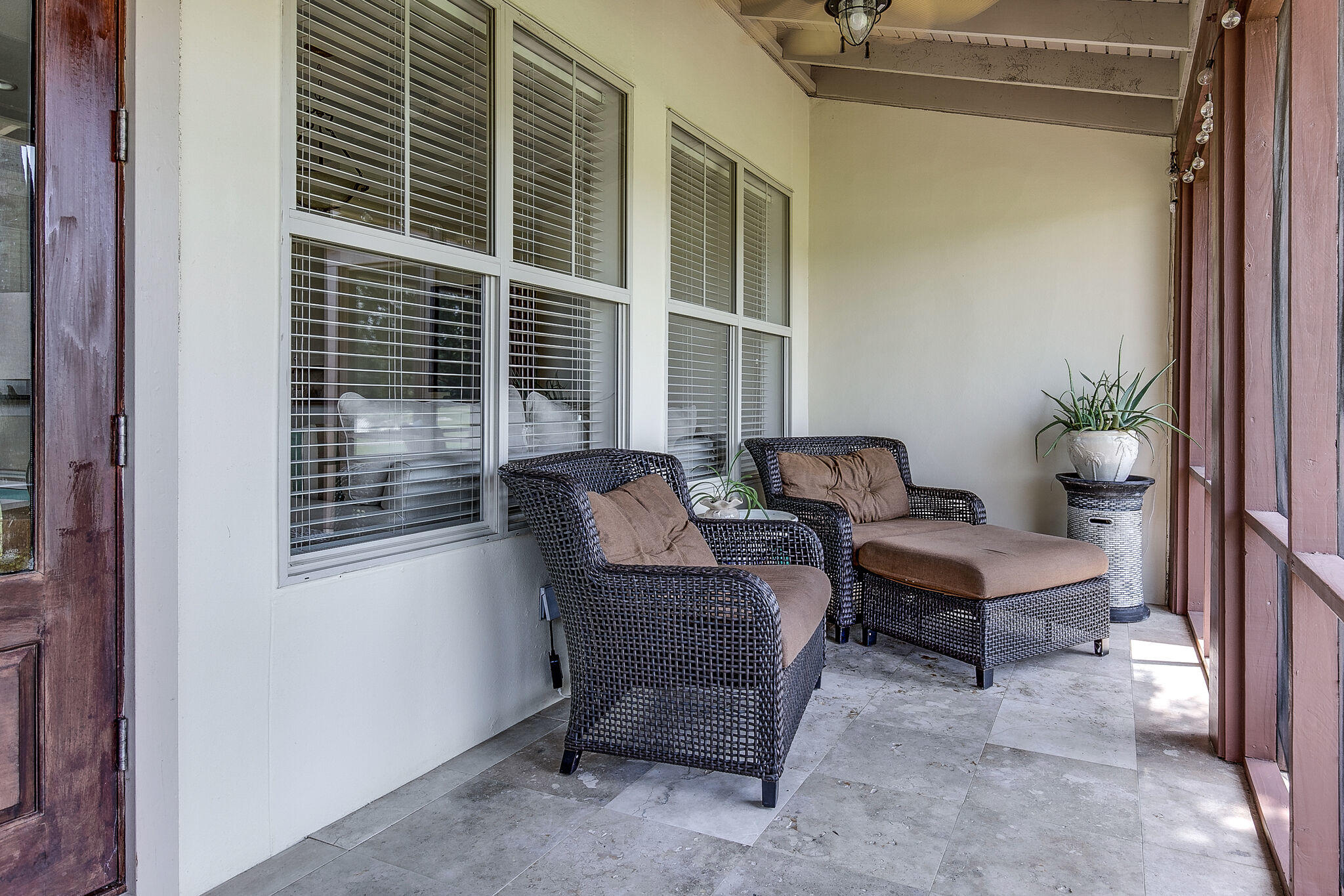 MAGNOLIA BAY - Residential