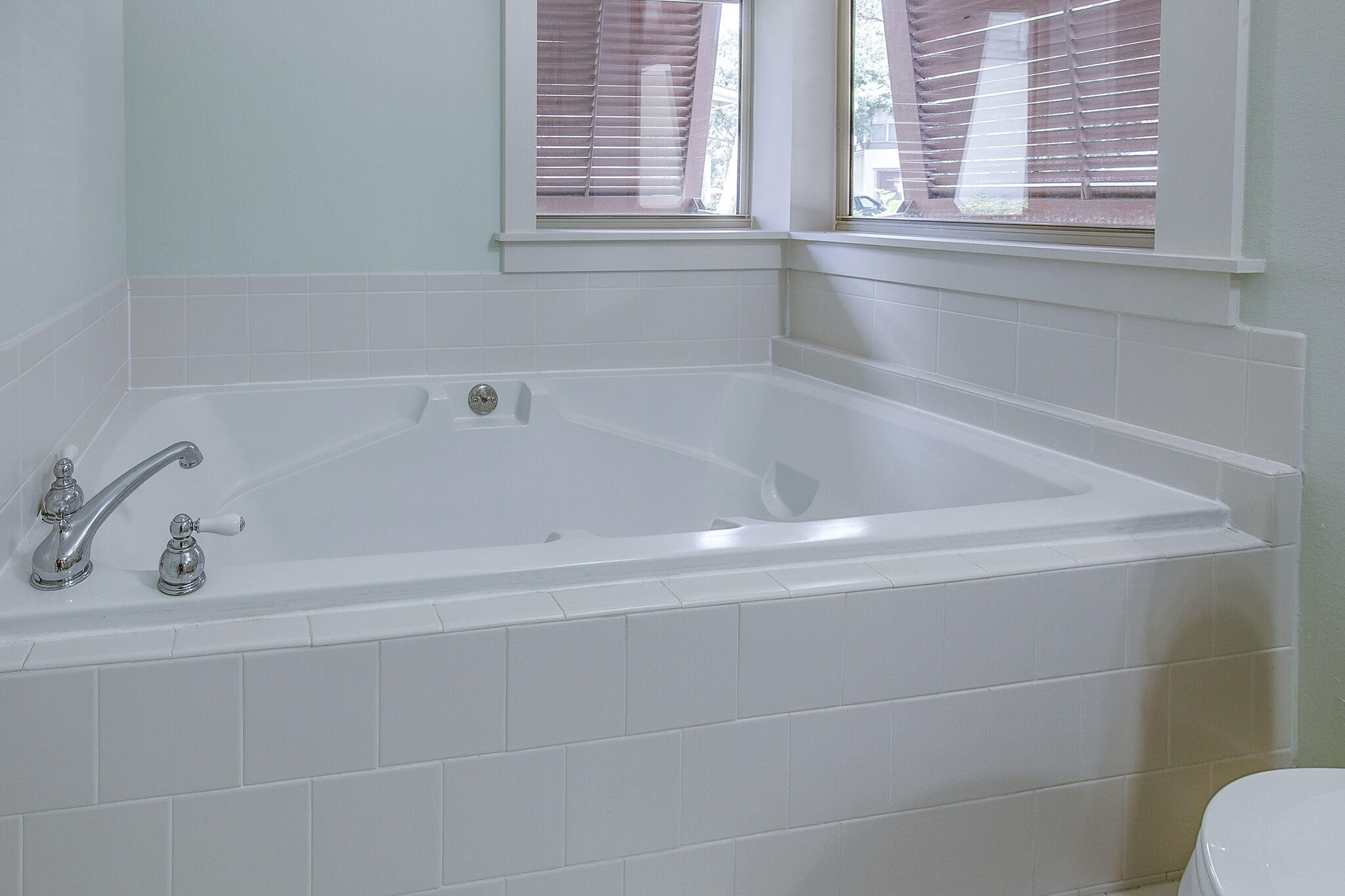 MAGNOLIA BAY - Residential