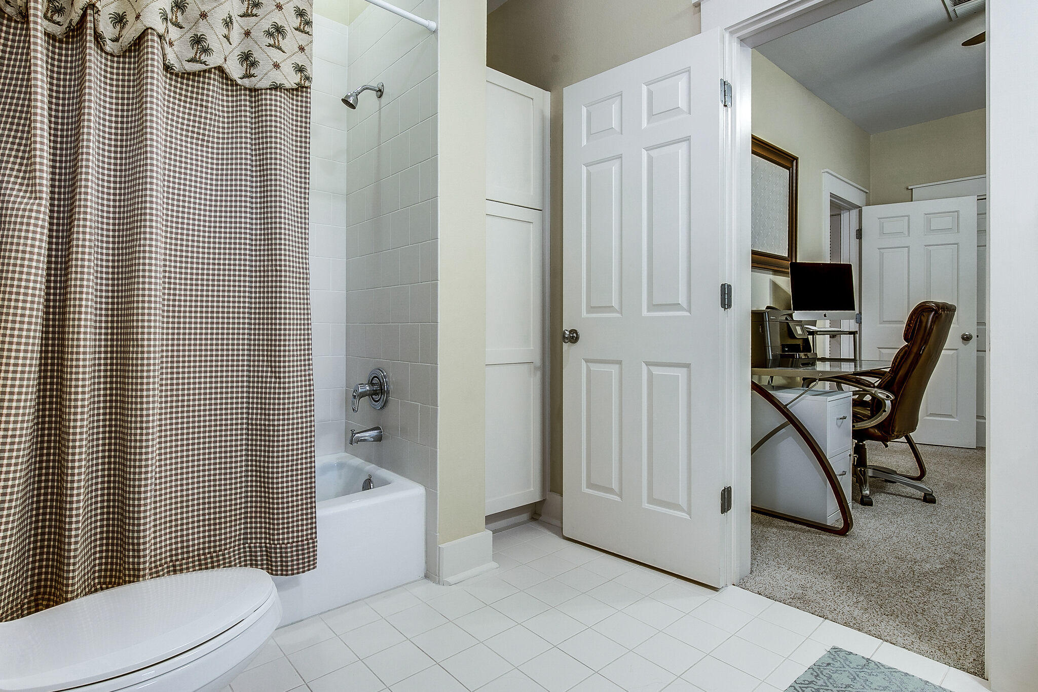 MAGNOLIA BAY - Residential