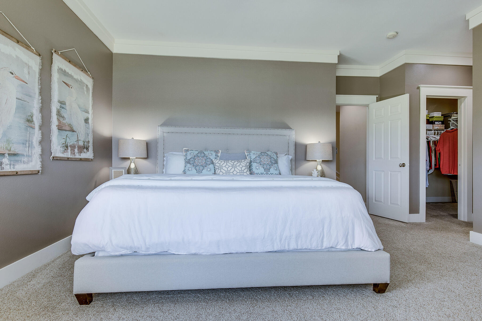 MAGNOLIA BAY - Residential