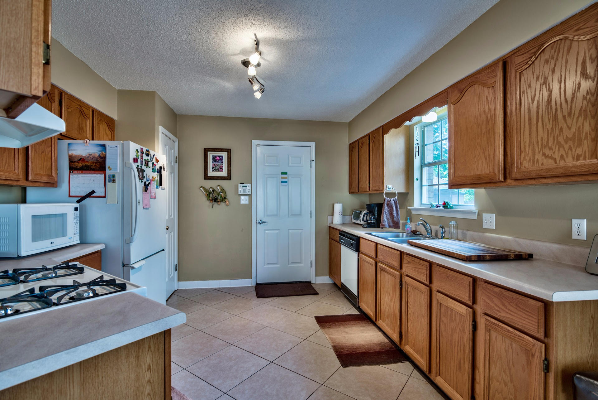 BENNING VILLAGE - Residential