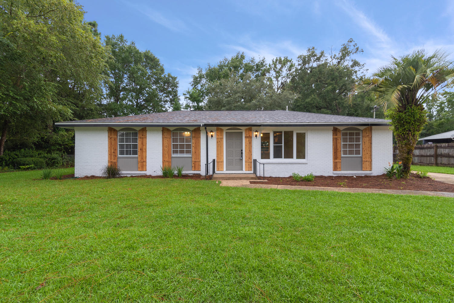 CAROL ANNE MANOR 1ST ADDN - Residential