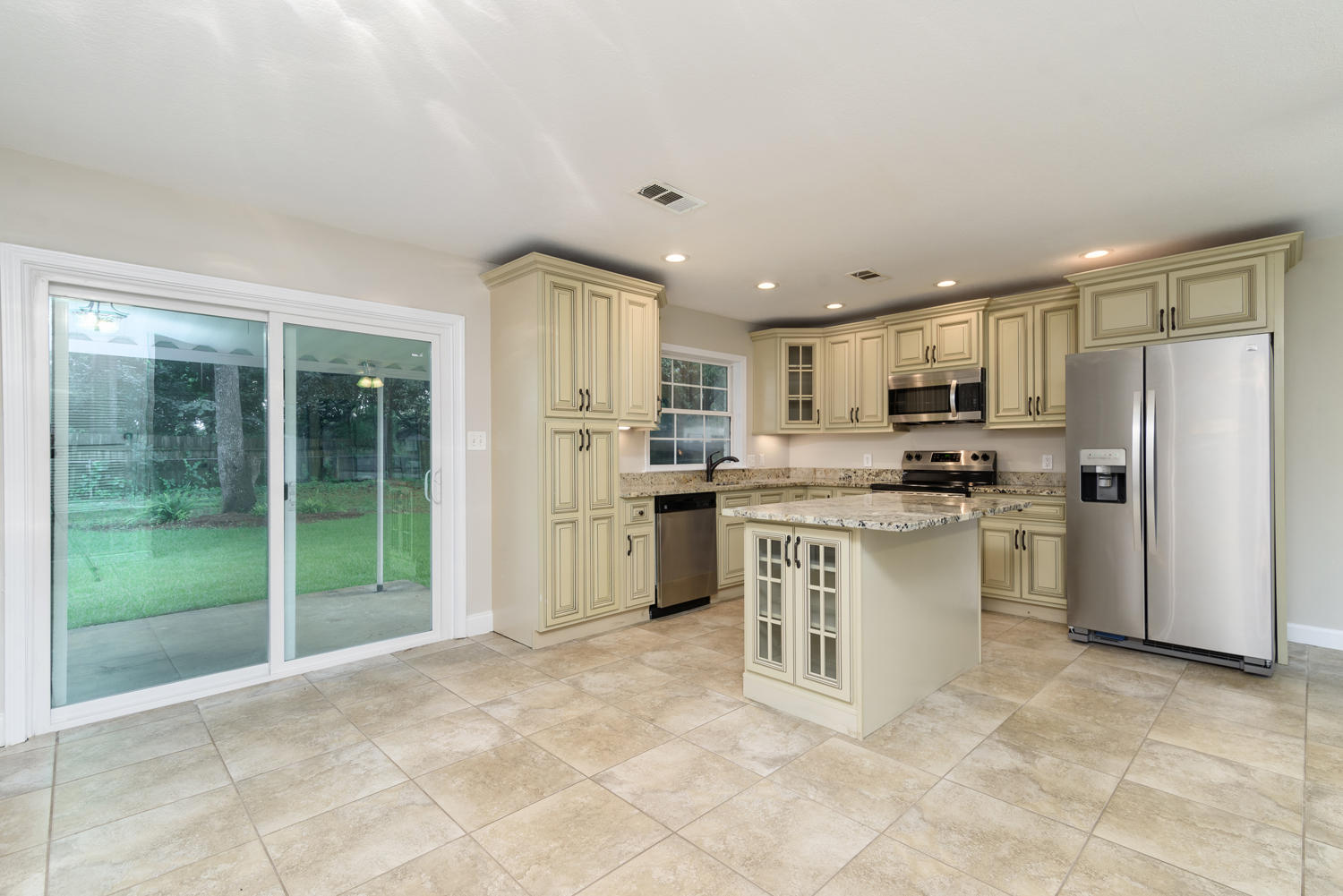 CAROL ANNE MANOR 1ST ADDN - Residential