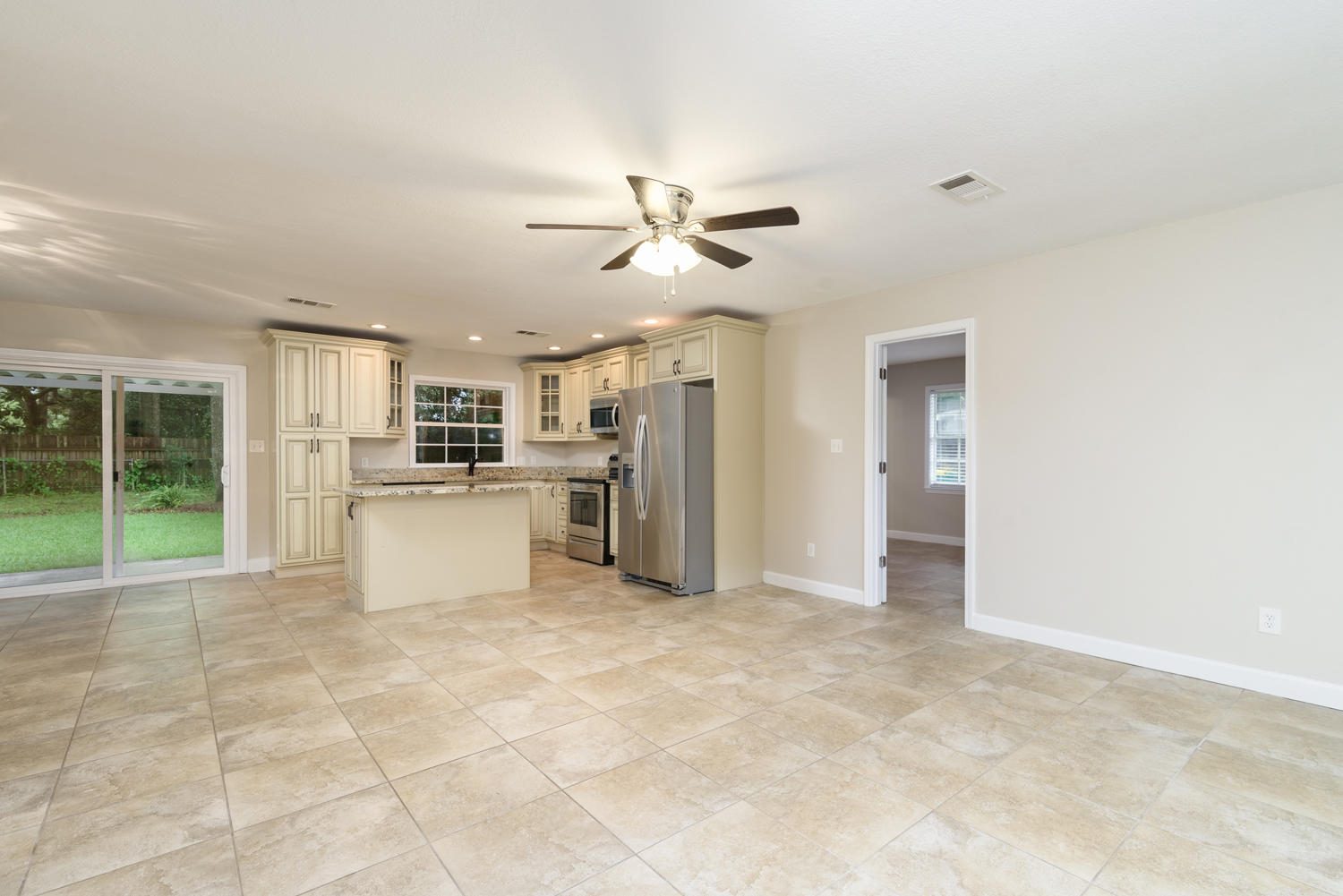 CAROL ANNE MANOR 1ST ADDN - Residential