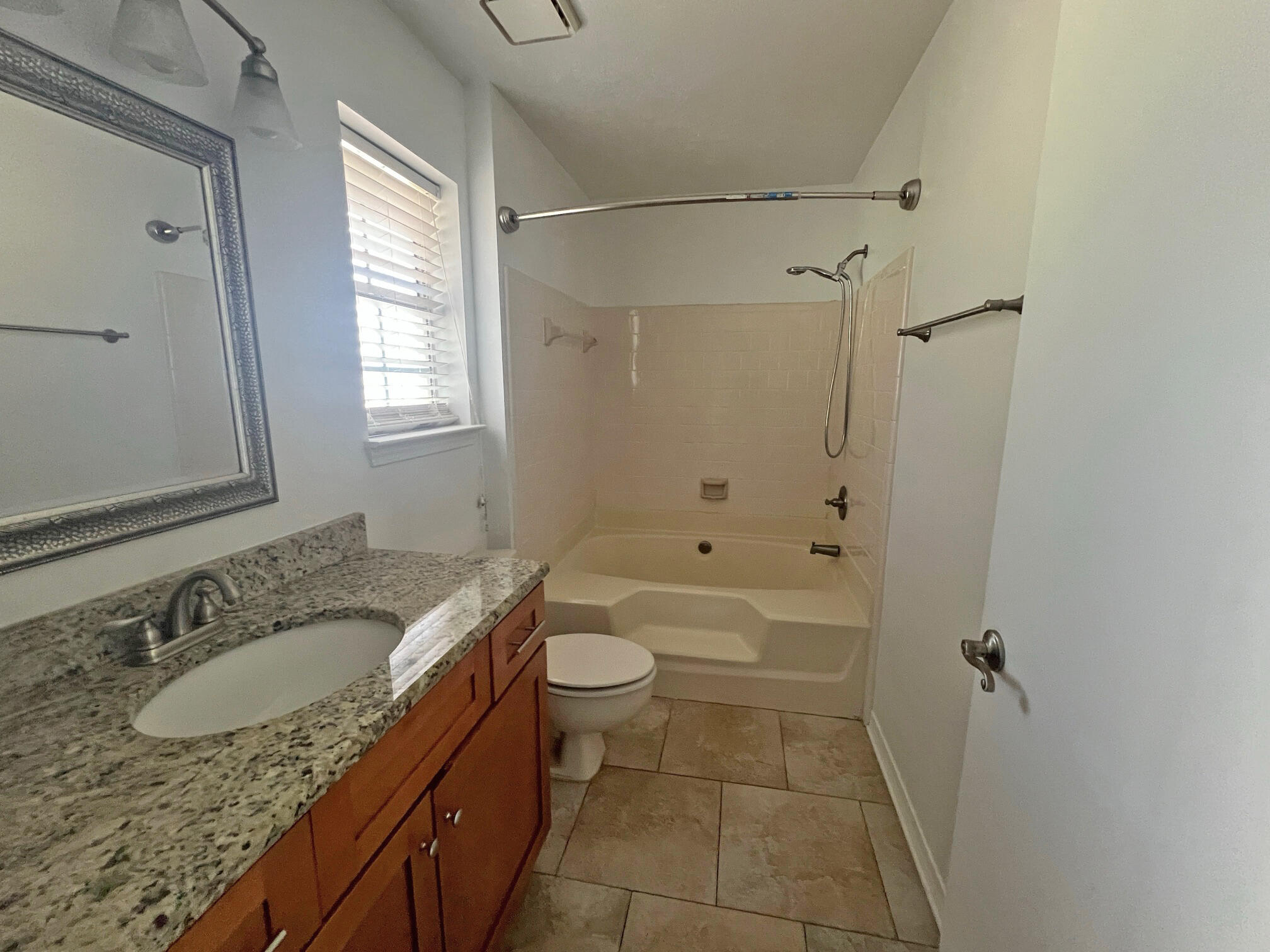 LIVE OAK - Residential