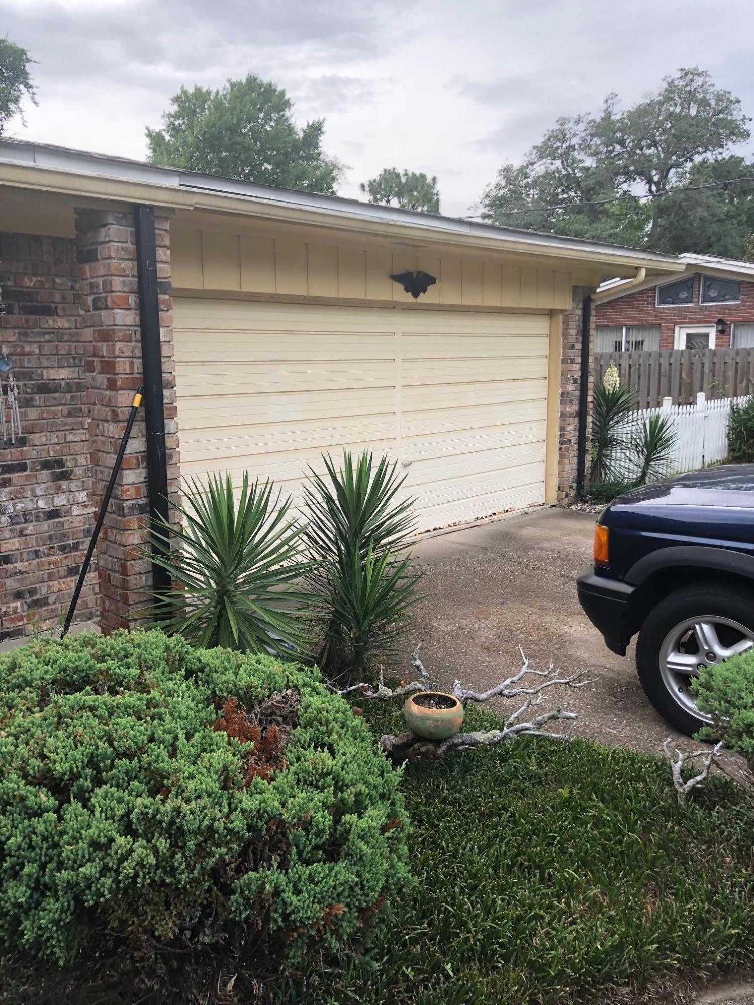 LAKE LORRAINE ESTATES 1 - Residential