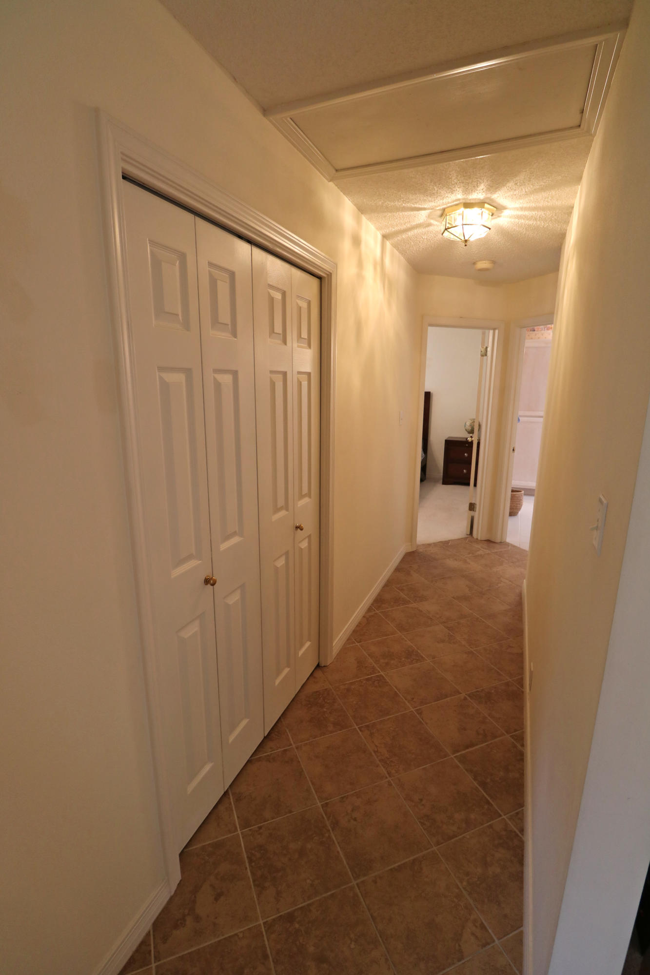 MARINERS COVE - Residential