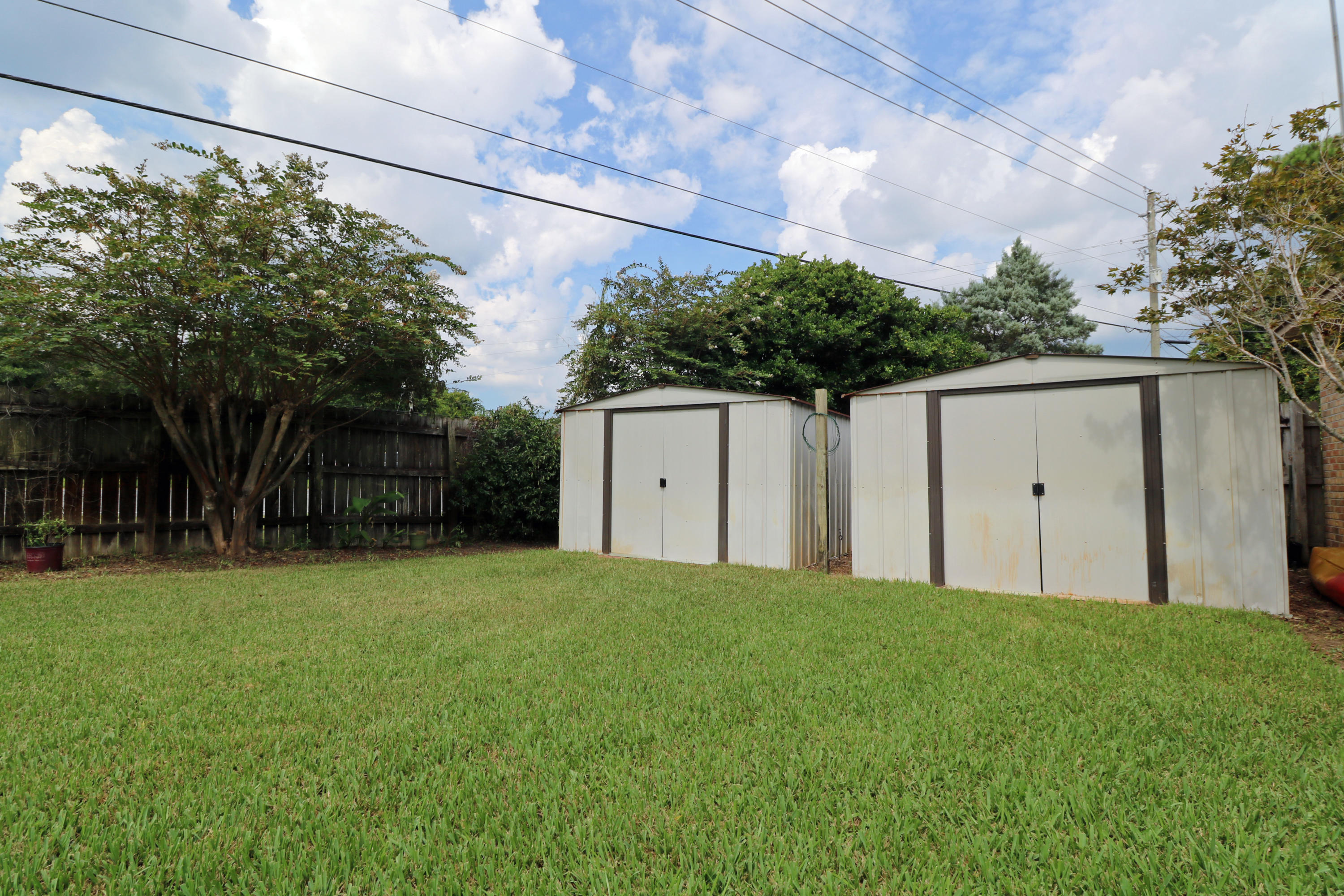 MARINERS COVE - Residential