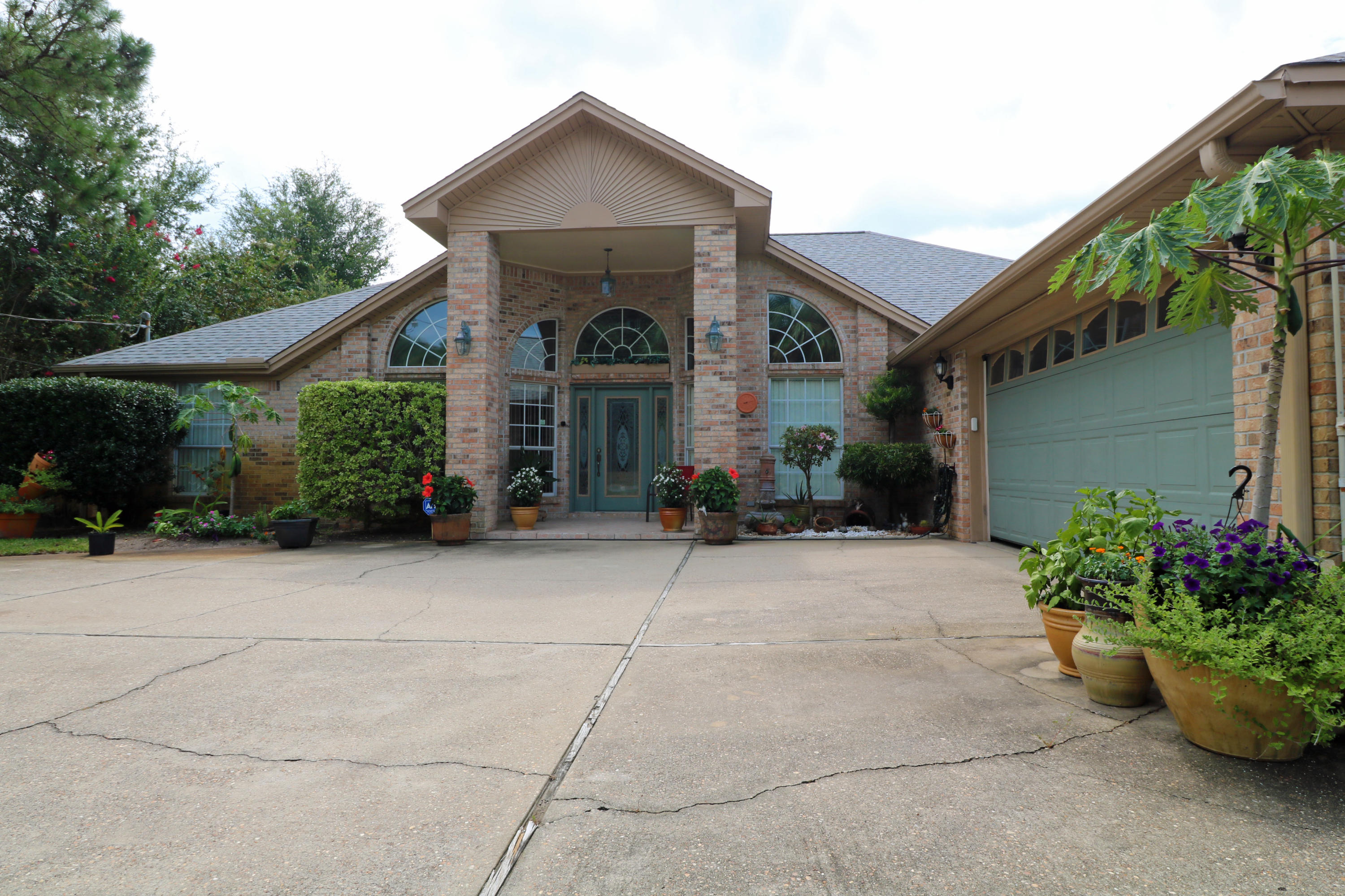 MARINERS COVE - Residential