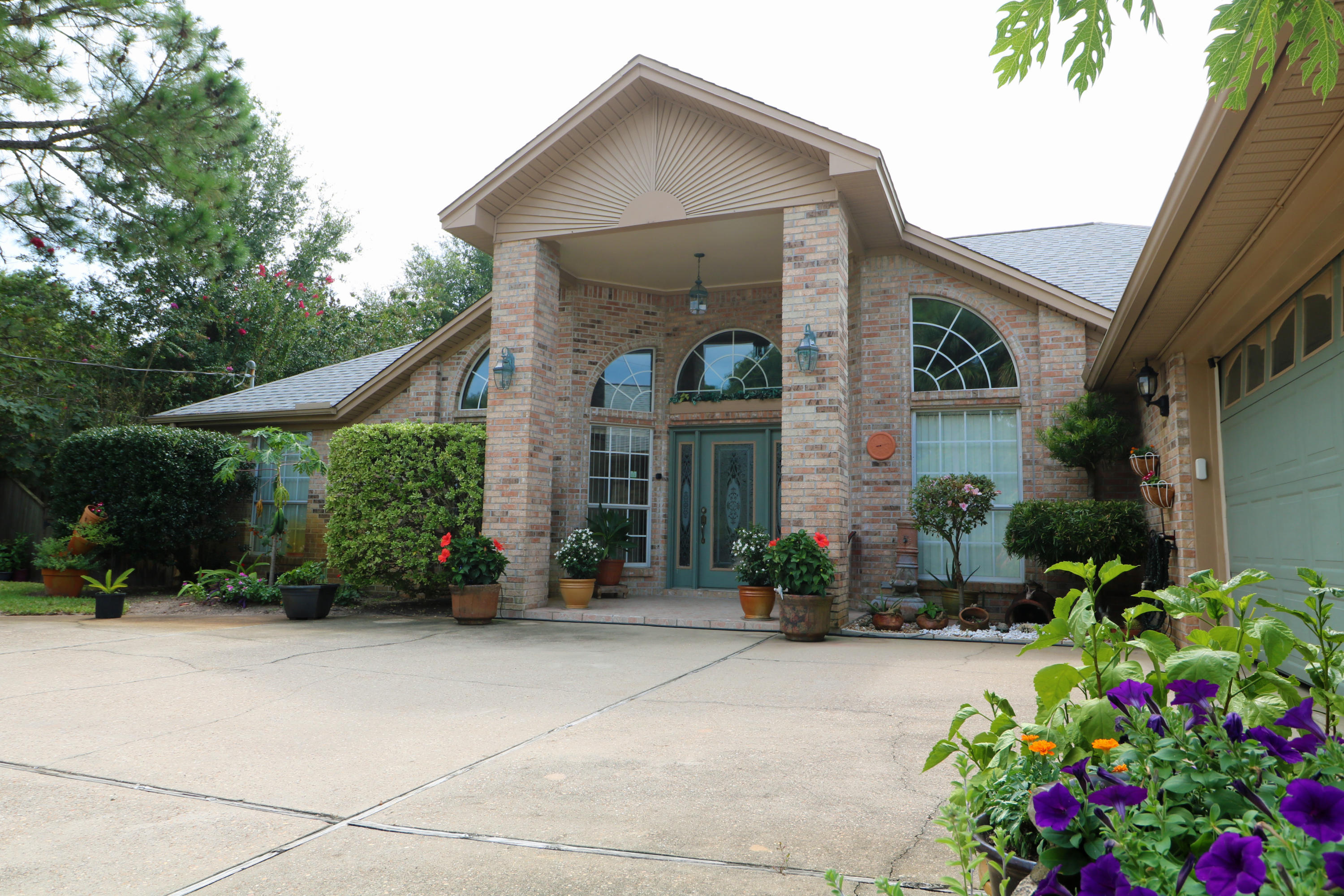 MARINERS COVE - Residential