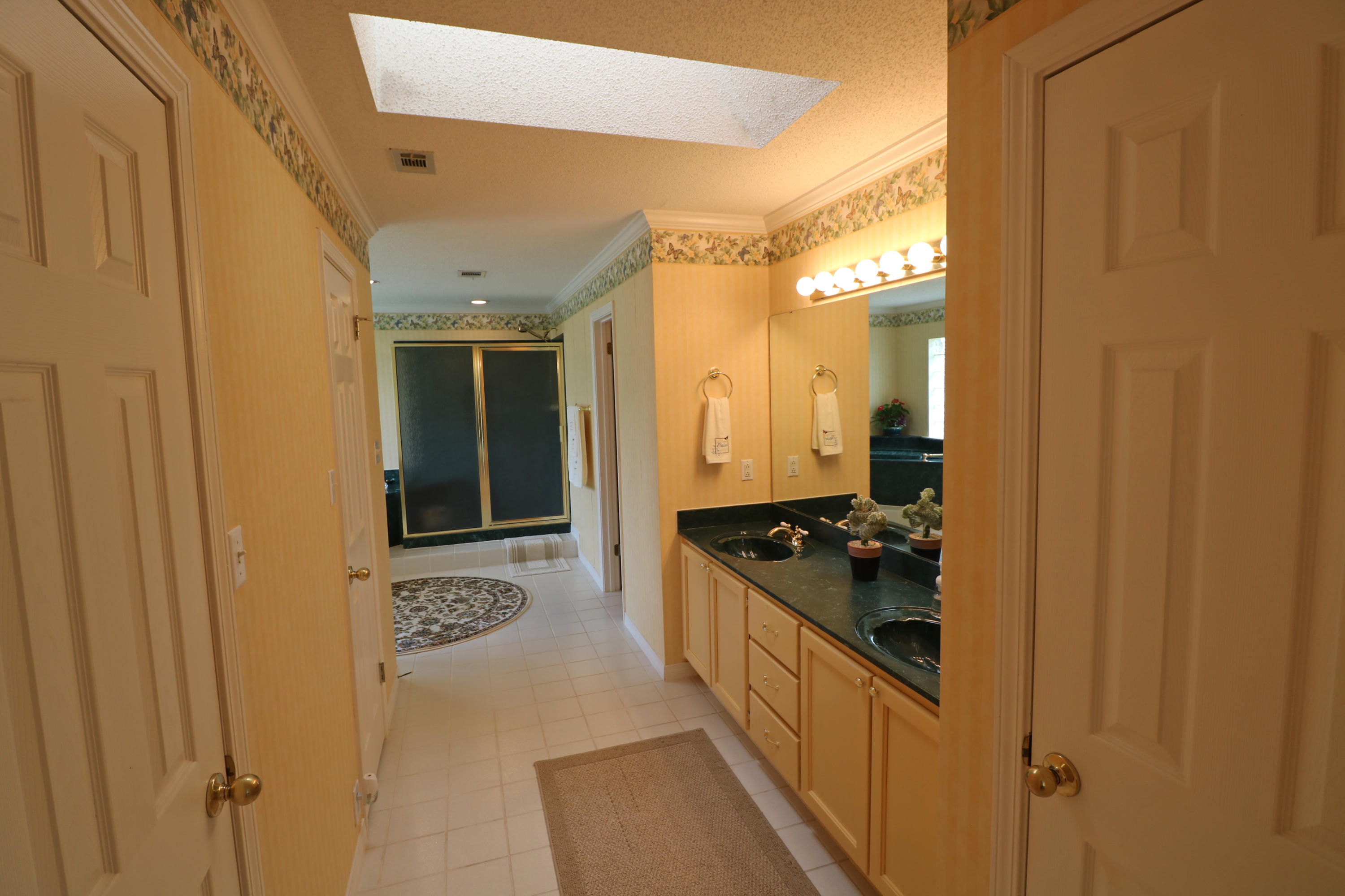 MARINERS COVE - Residential