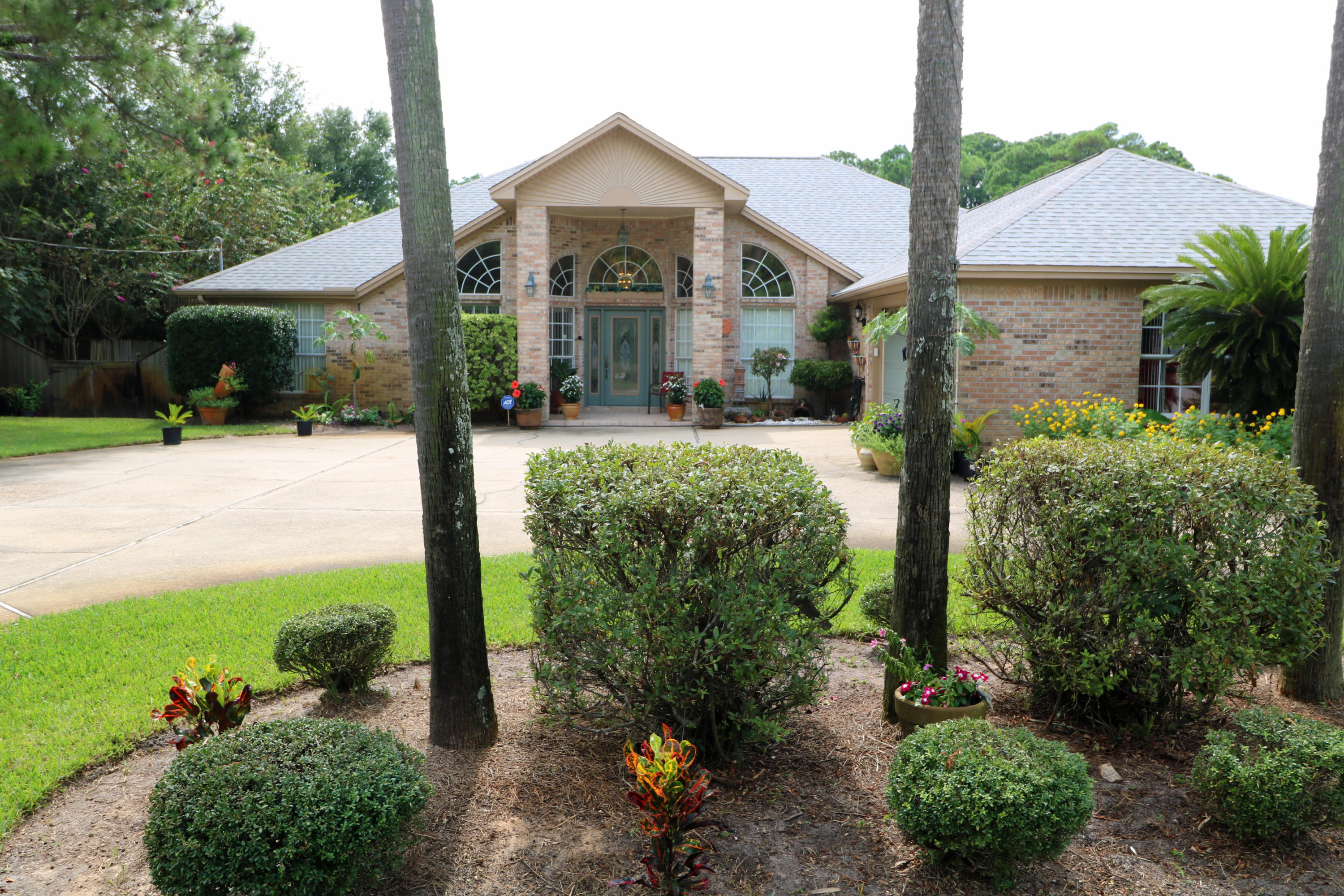 MARINERS COVE - Residential