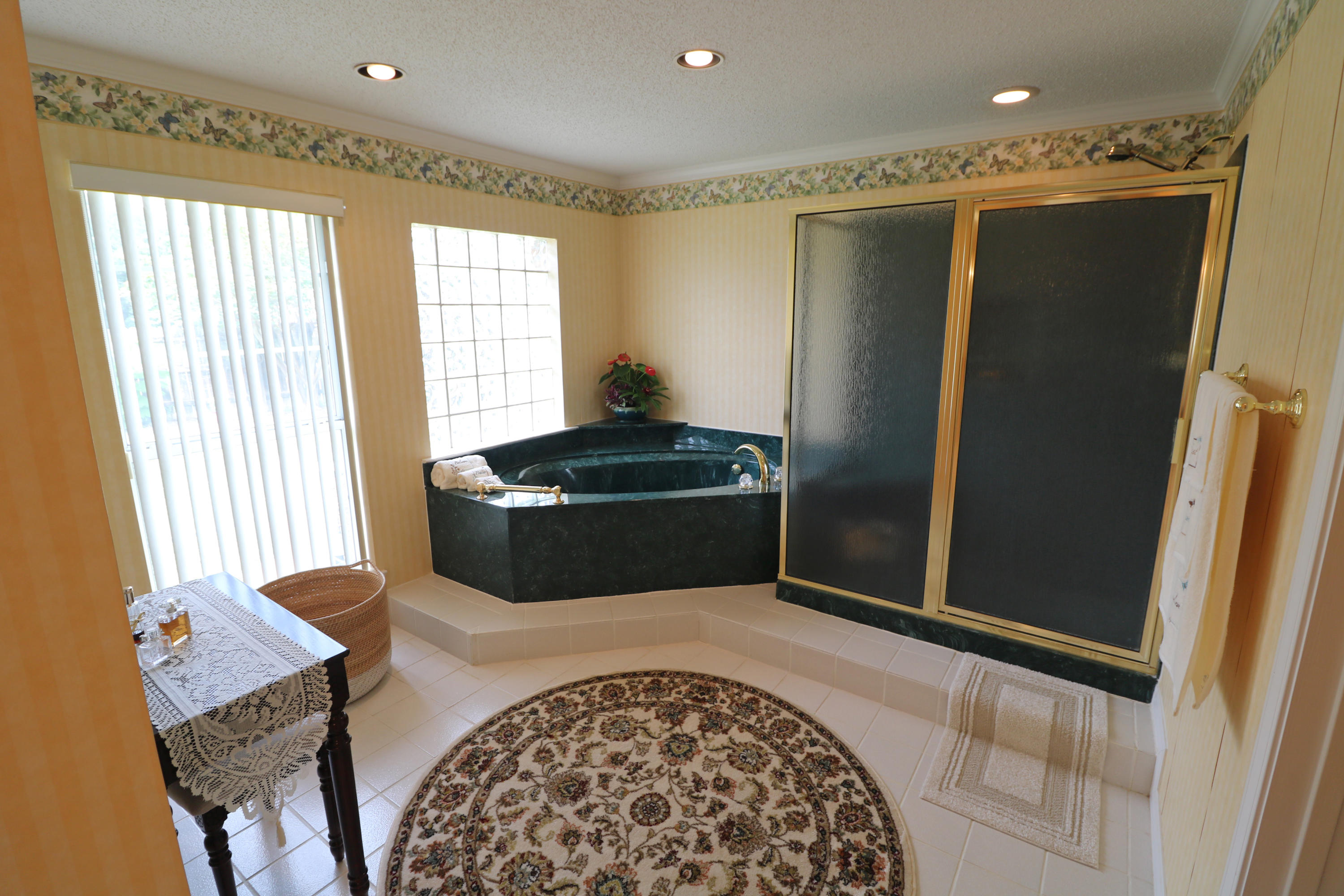 MARINERS COVE - Residential