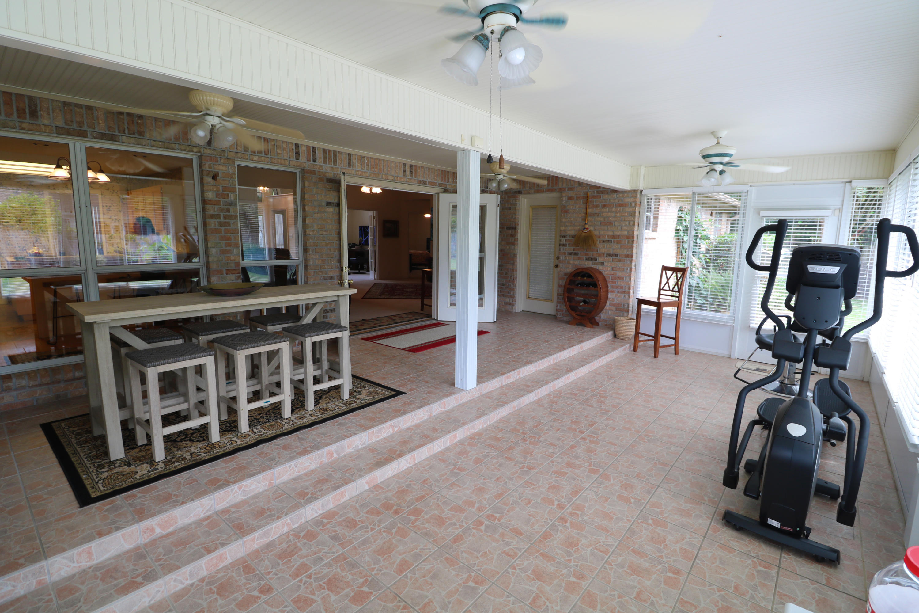 MARINERS COVE - Residential