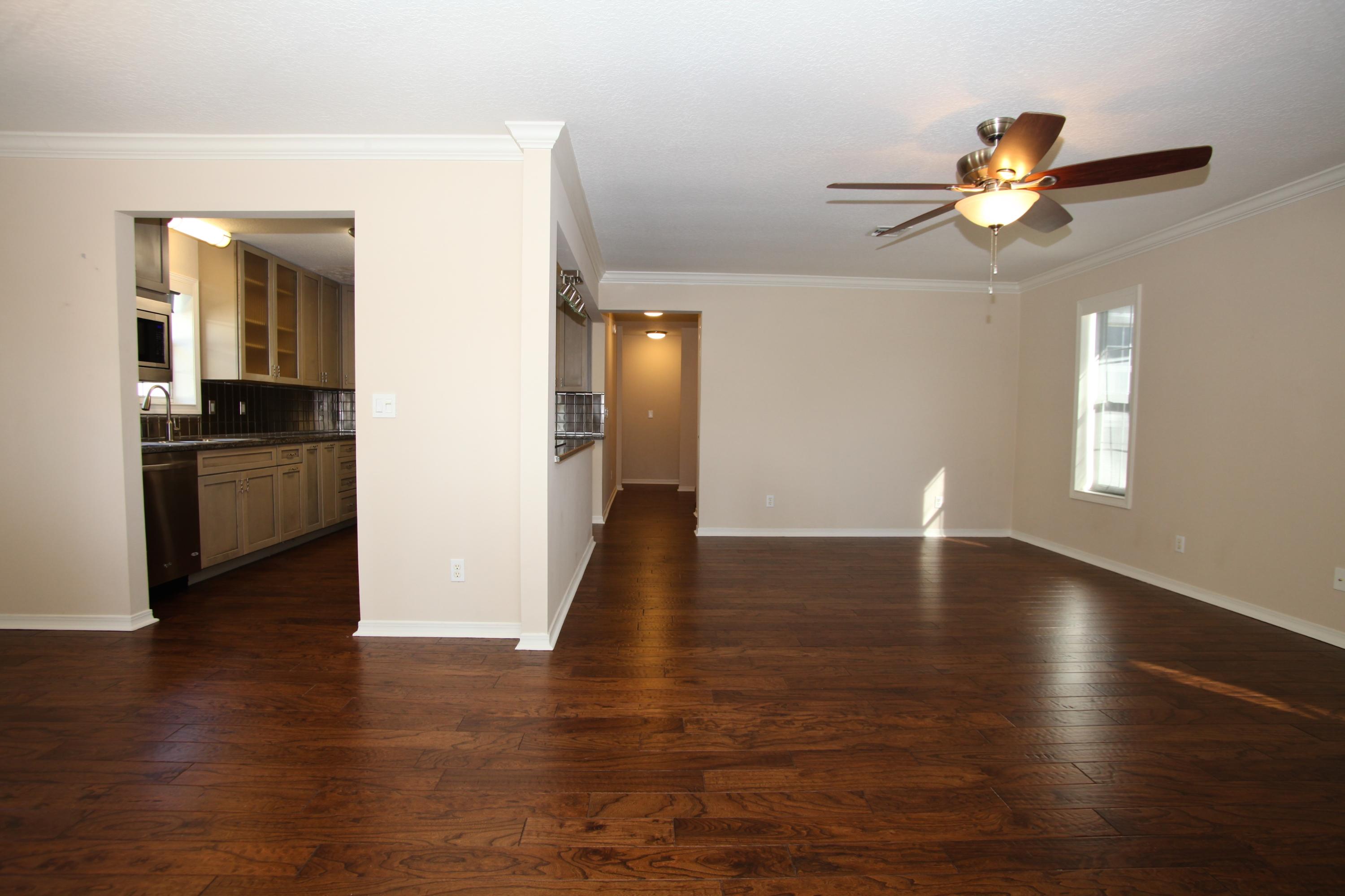 EMERALD LAKES PH 1 - Residential