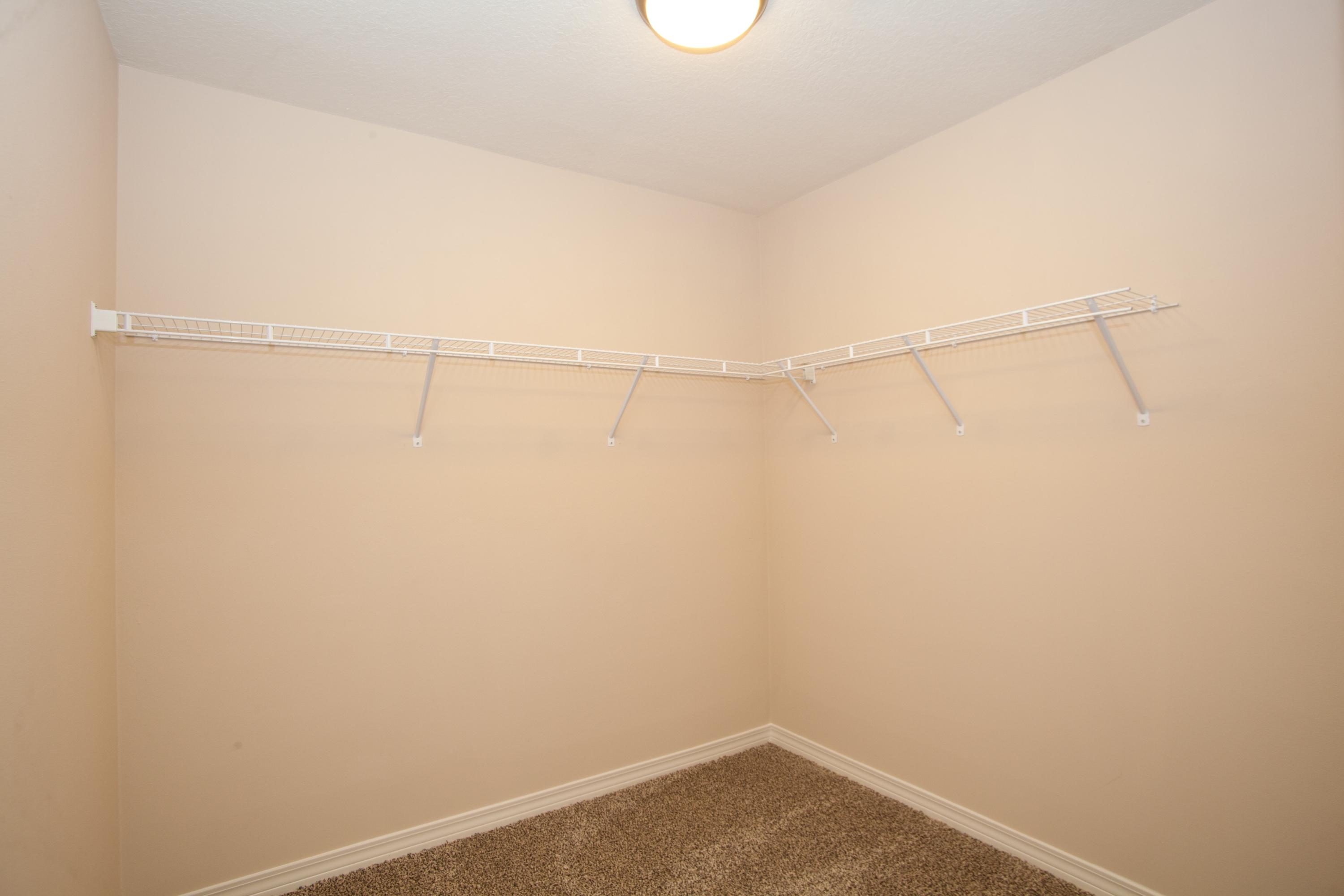 EMERALD LAKES PH 1 - Residential