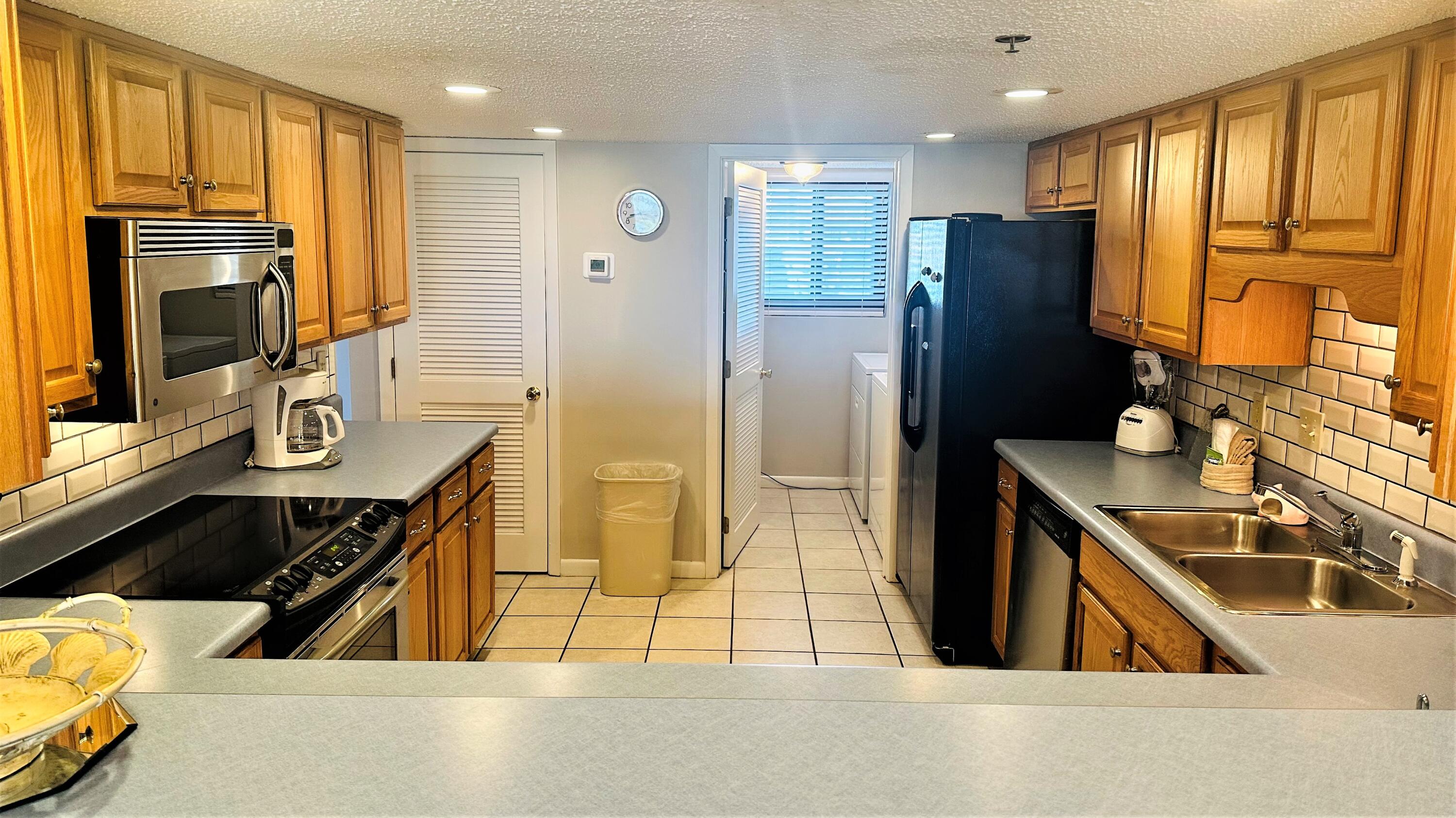 SURF DWELLER CONDO - Residential