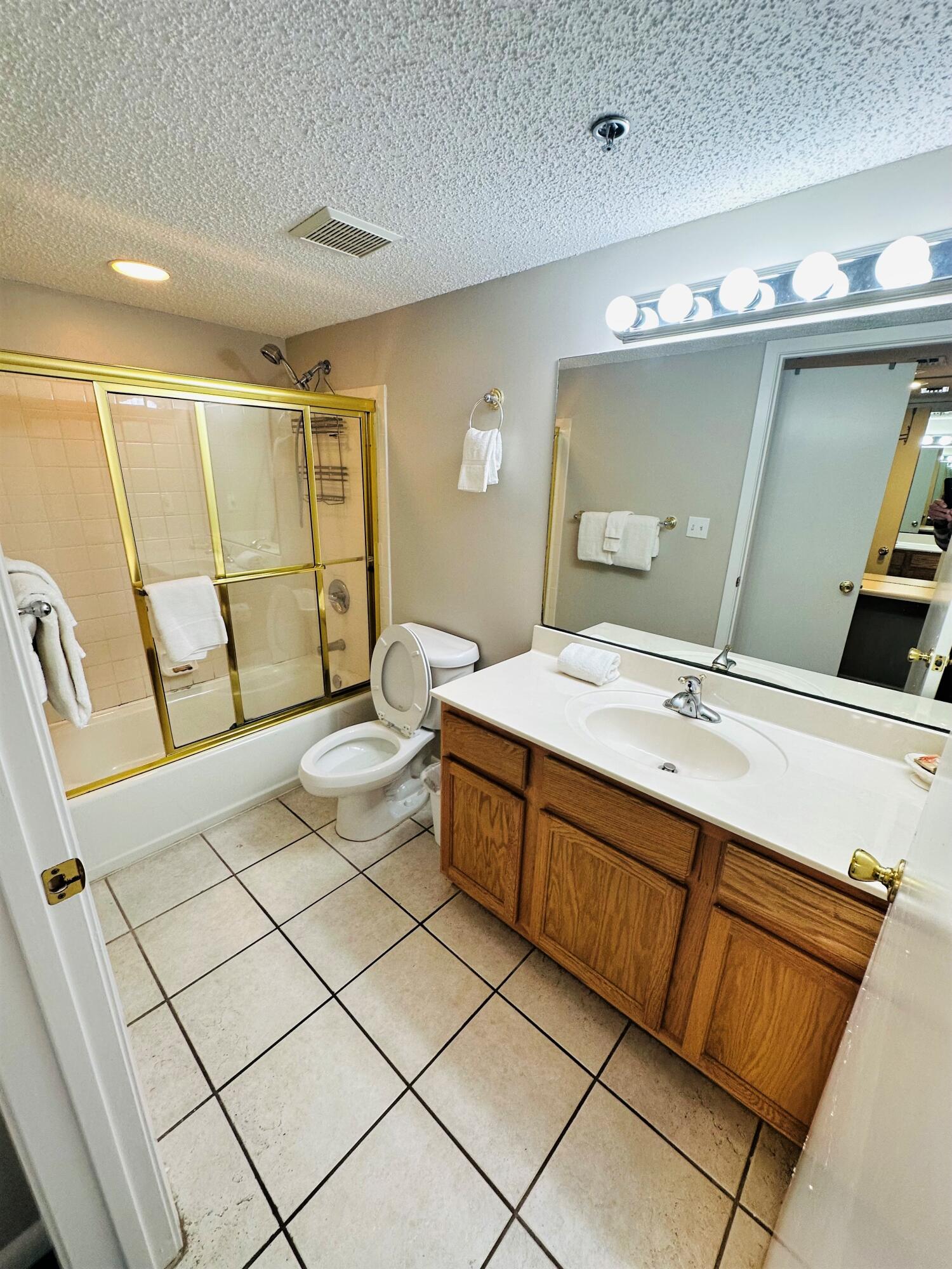 SURF DWELLER CONDO - Residential