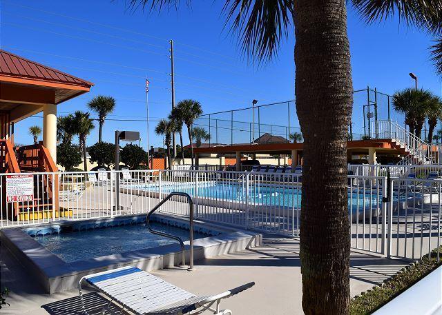 SURF DWELLER CONDO - Residential