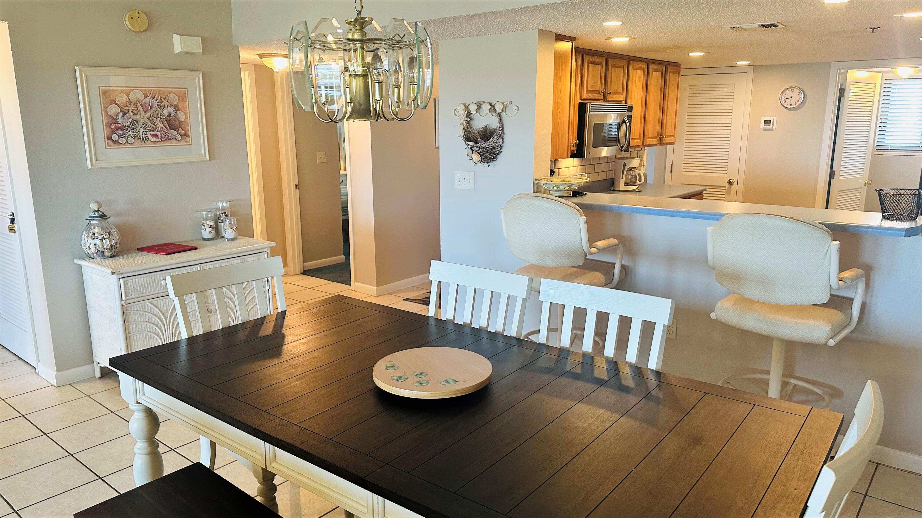 SURF DWELLER CONDO - Residential
