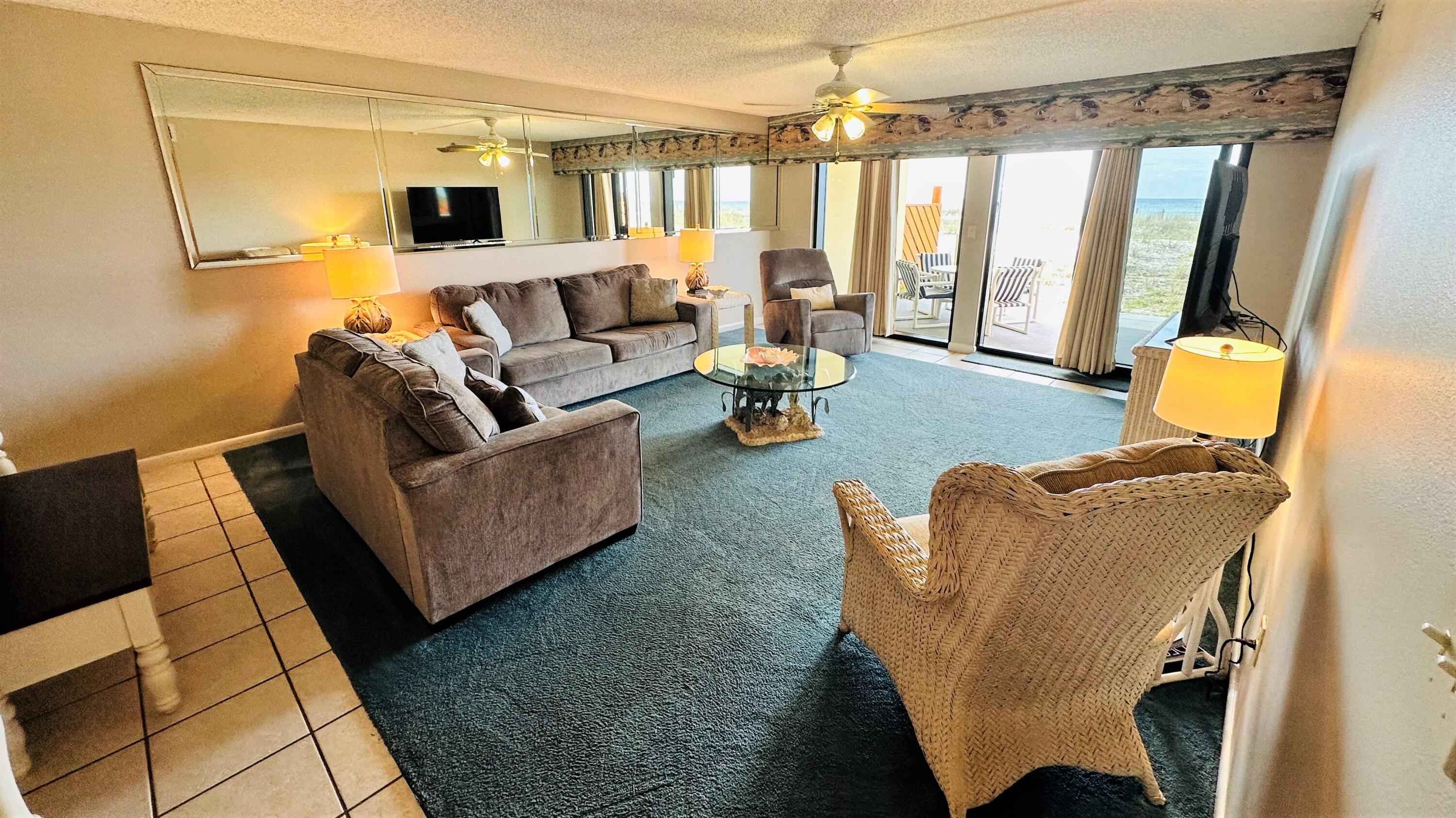 SURF DWELLER CONDO - Residential