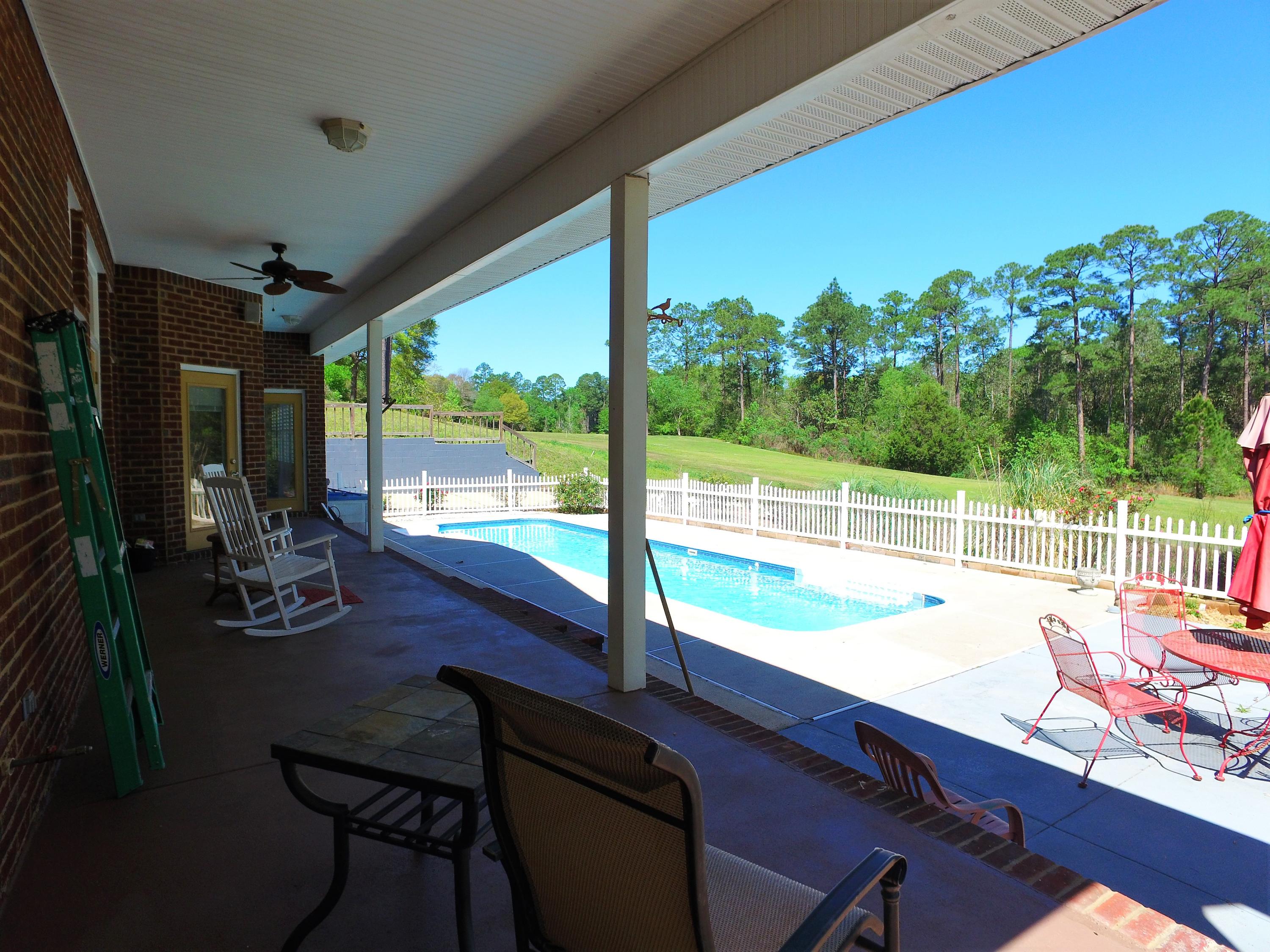 Country Club Estates - Residential