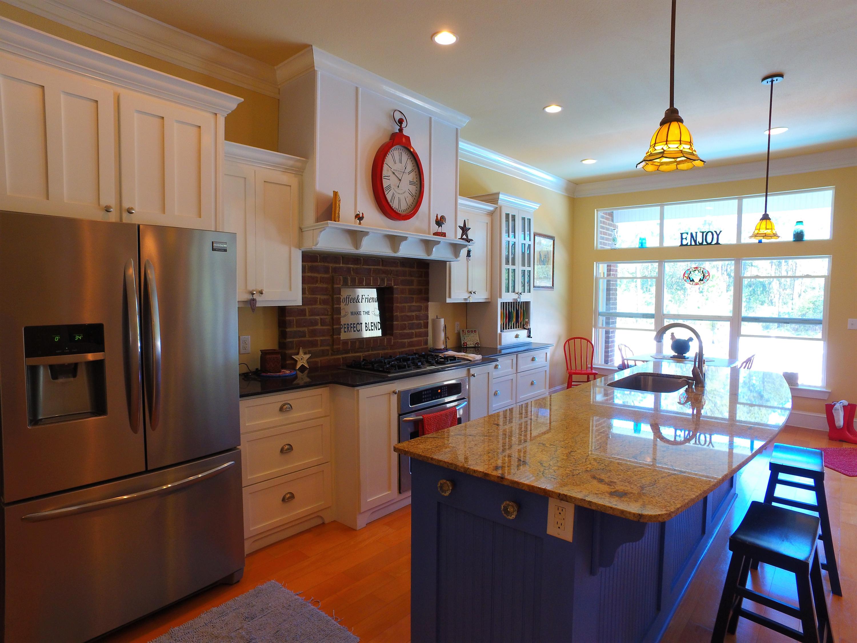 Country Club Estates - Residential