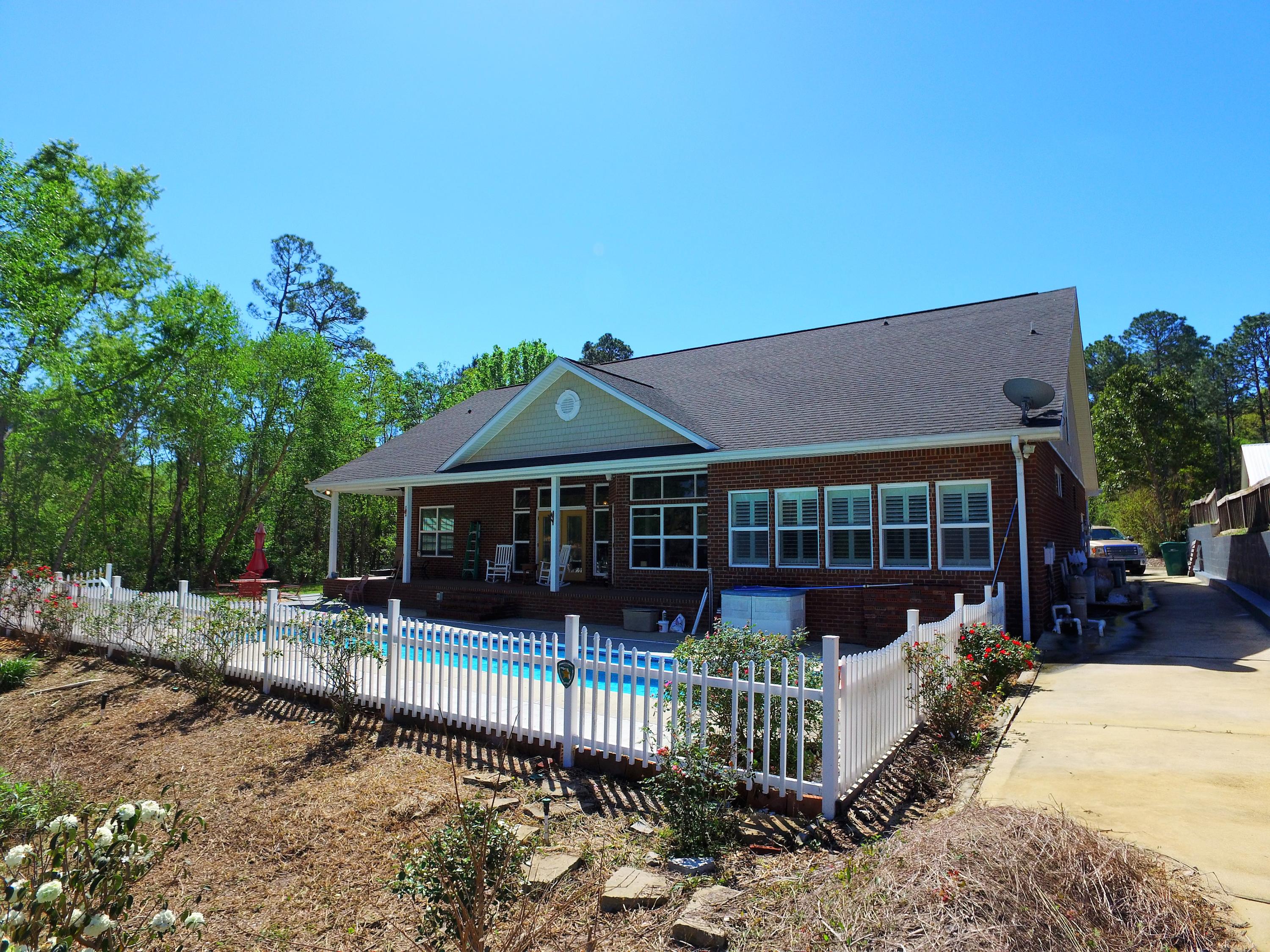 Country Club Estates - Residential