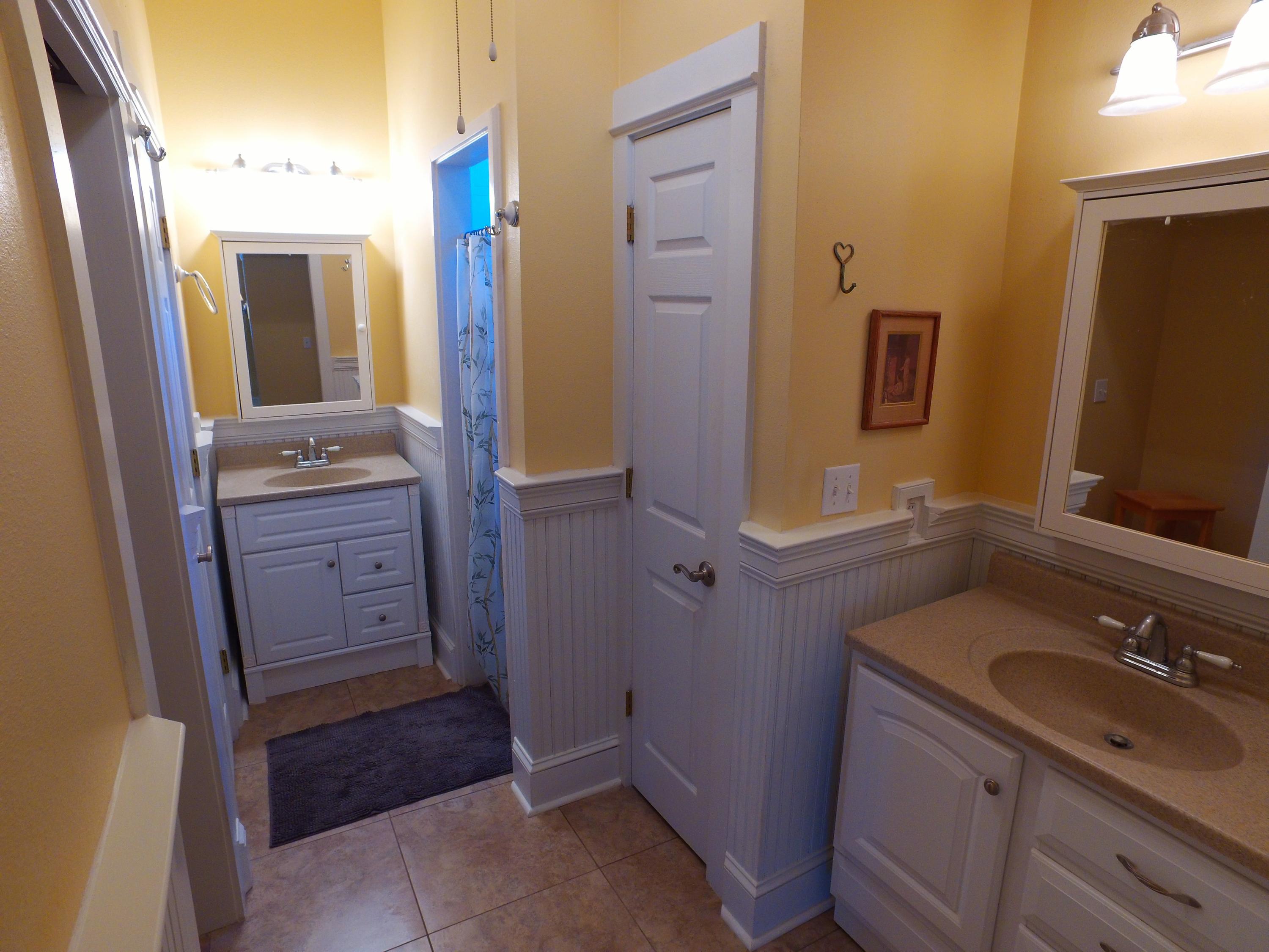 Country Club Estates - Residential