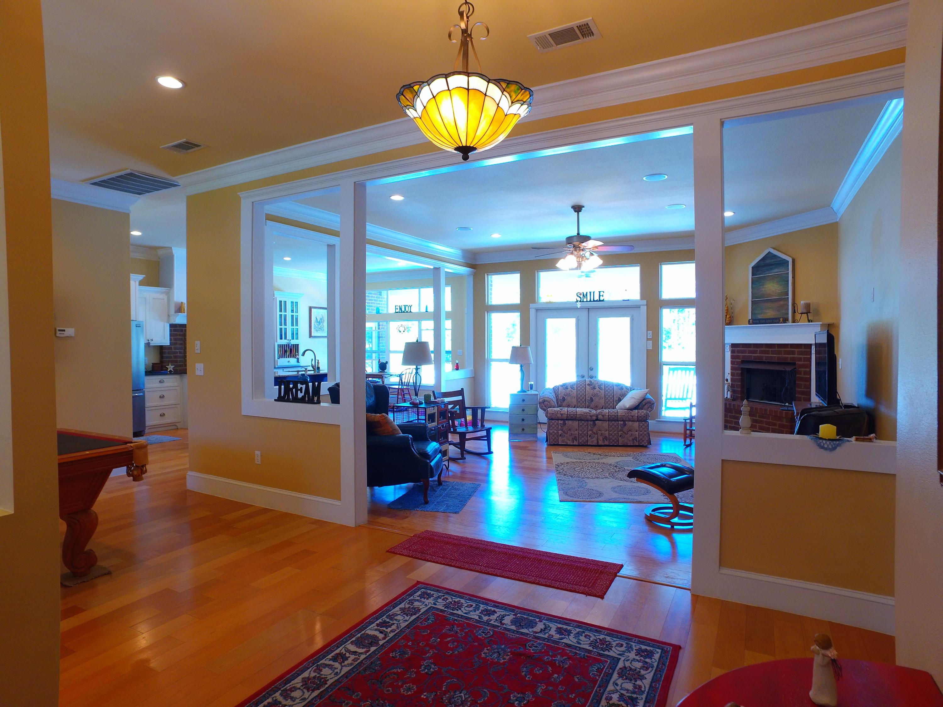 Country Club Estates - Residential