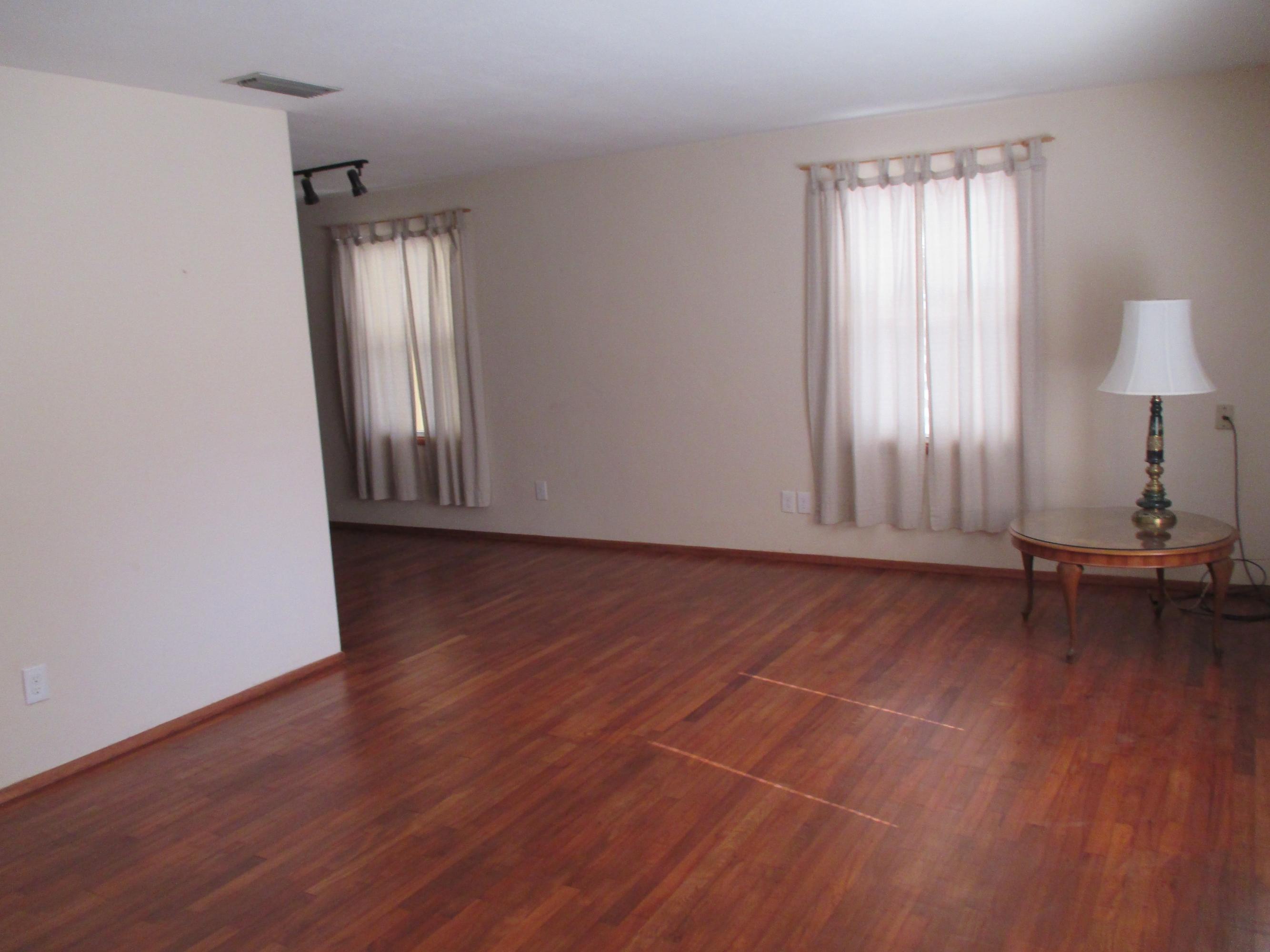 VALPARAISO PLAT #7 - Residential