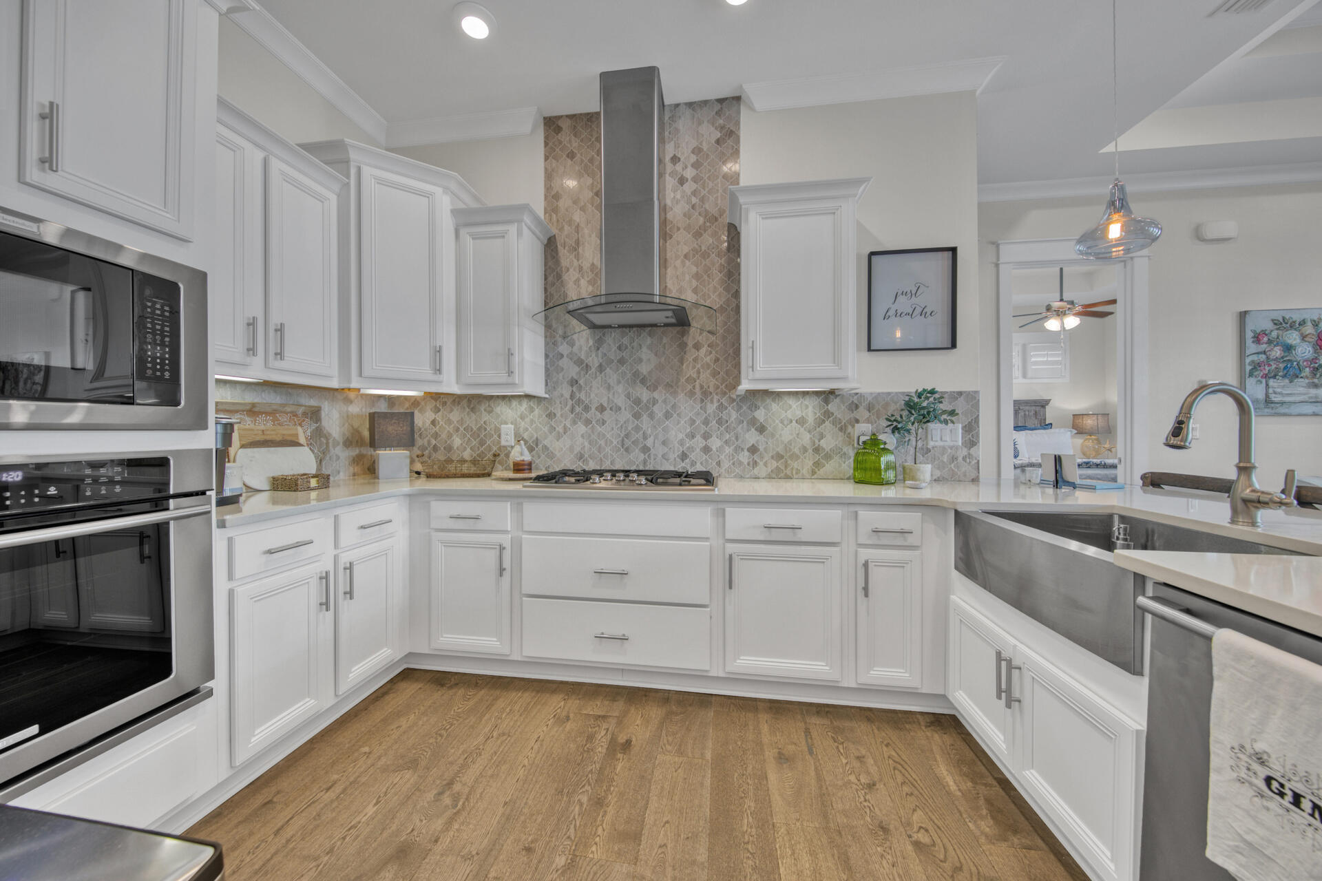 PROMINENCE - Residential